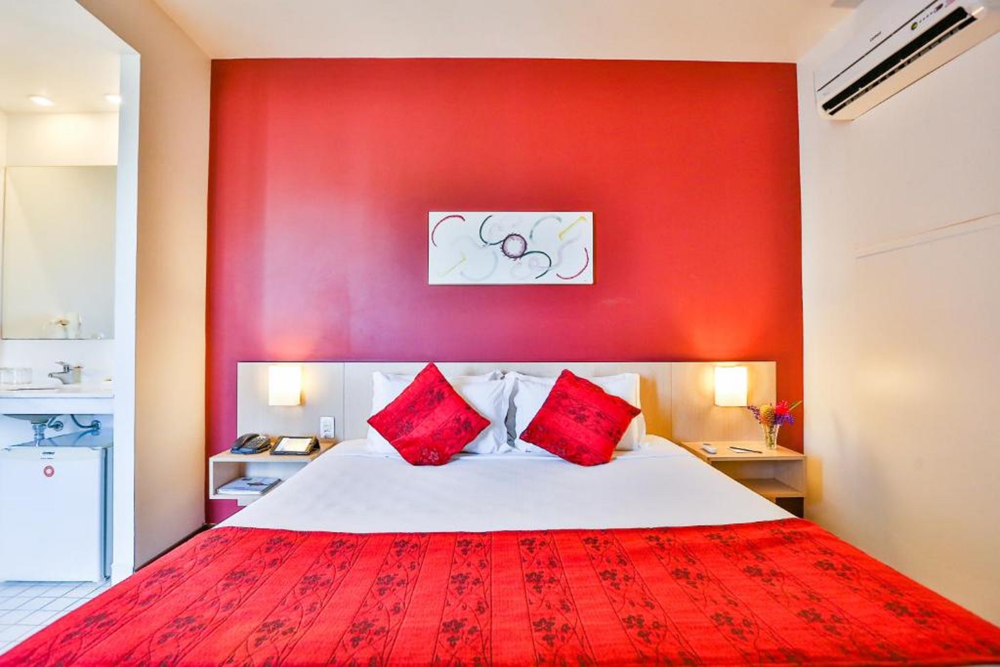 Double King Bed Non Smoking