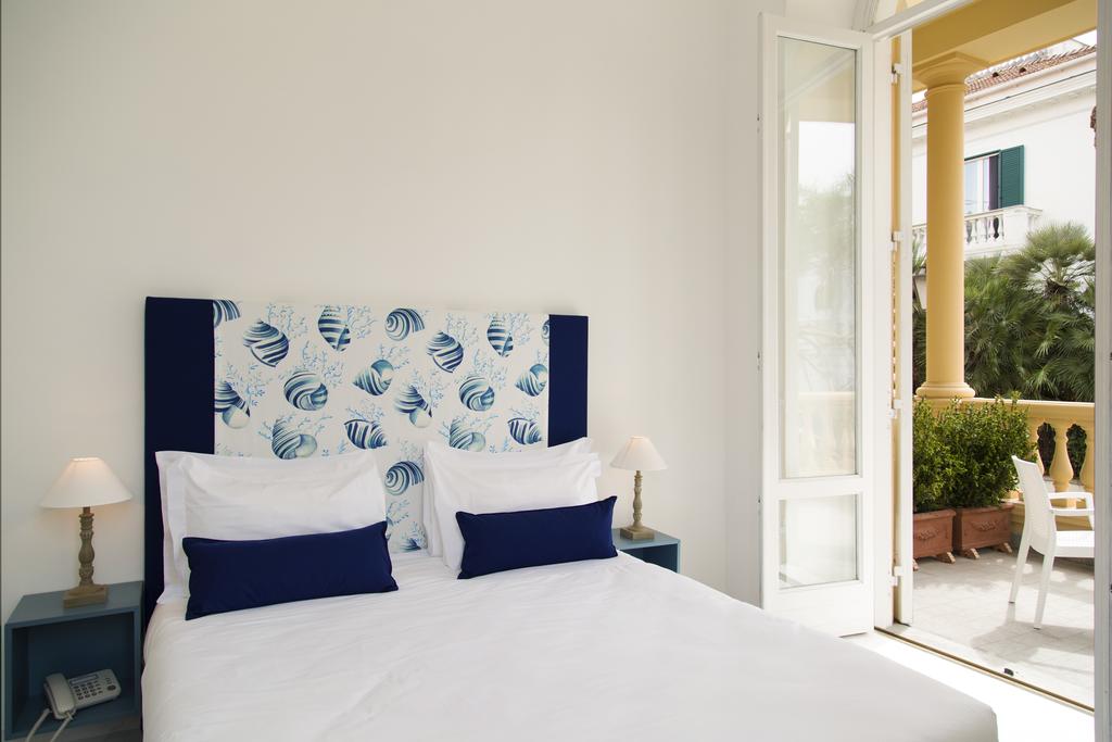 Double Superior with Balcony