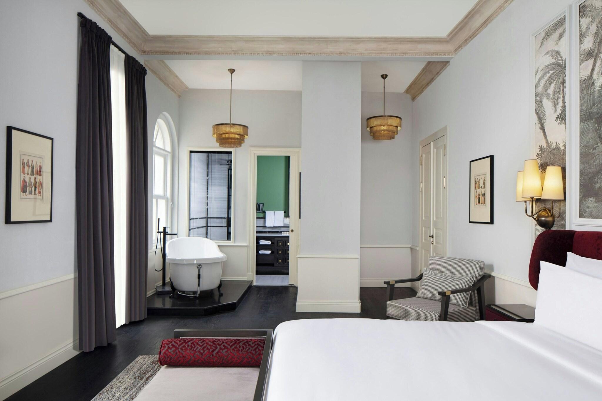 Suite Two Double Beds Non Smoking