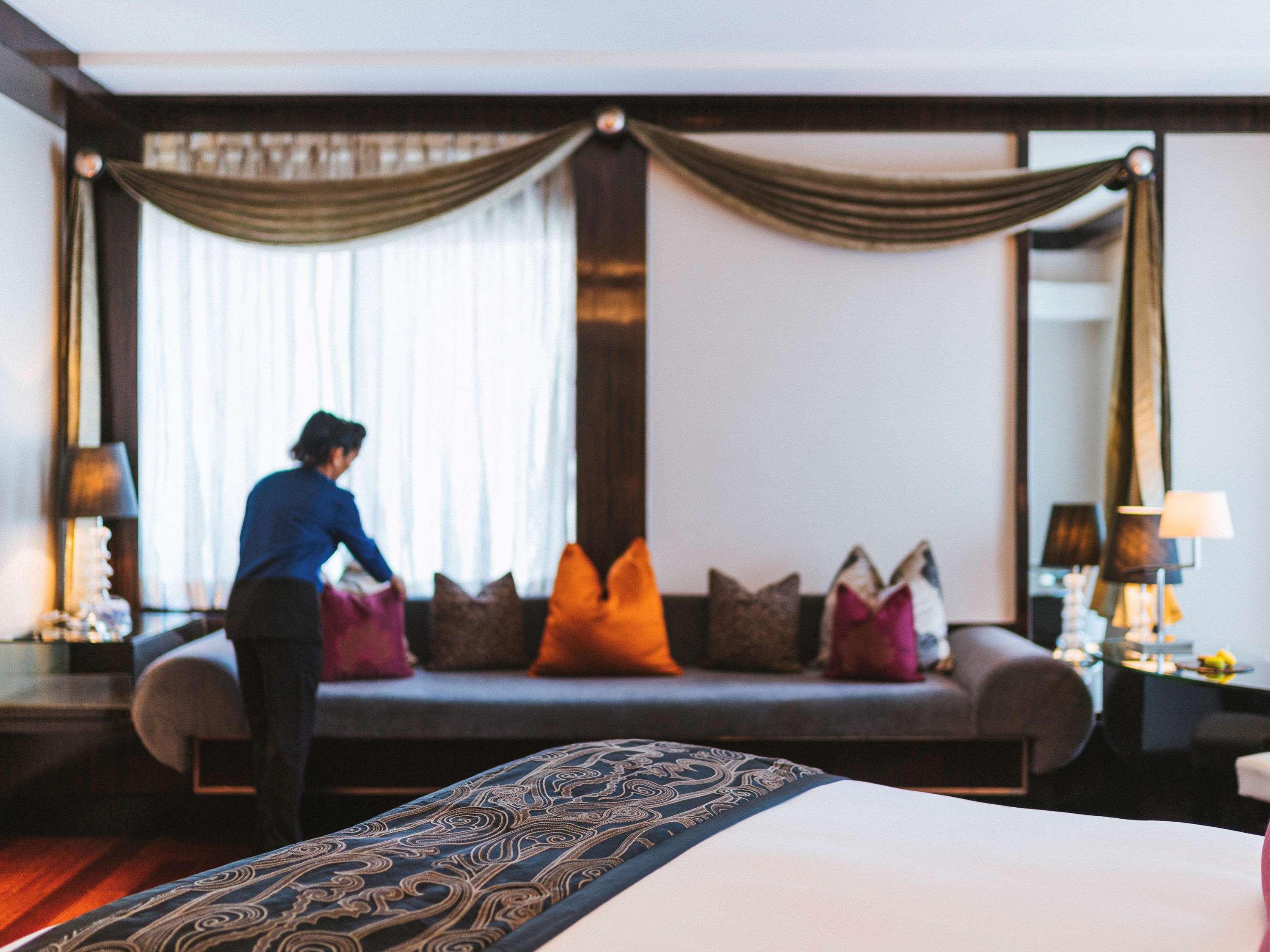 Junior Suite Club King Bed