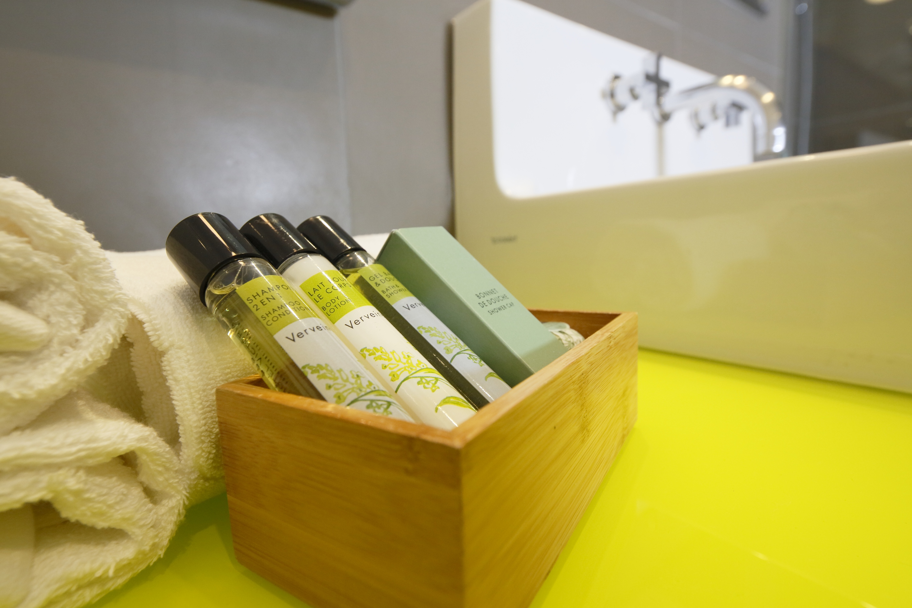 Twin Sea View with Balcony