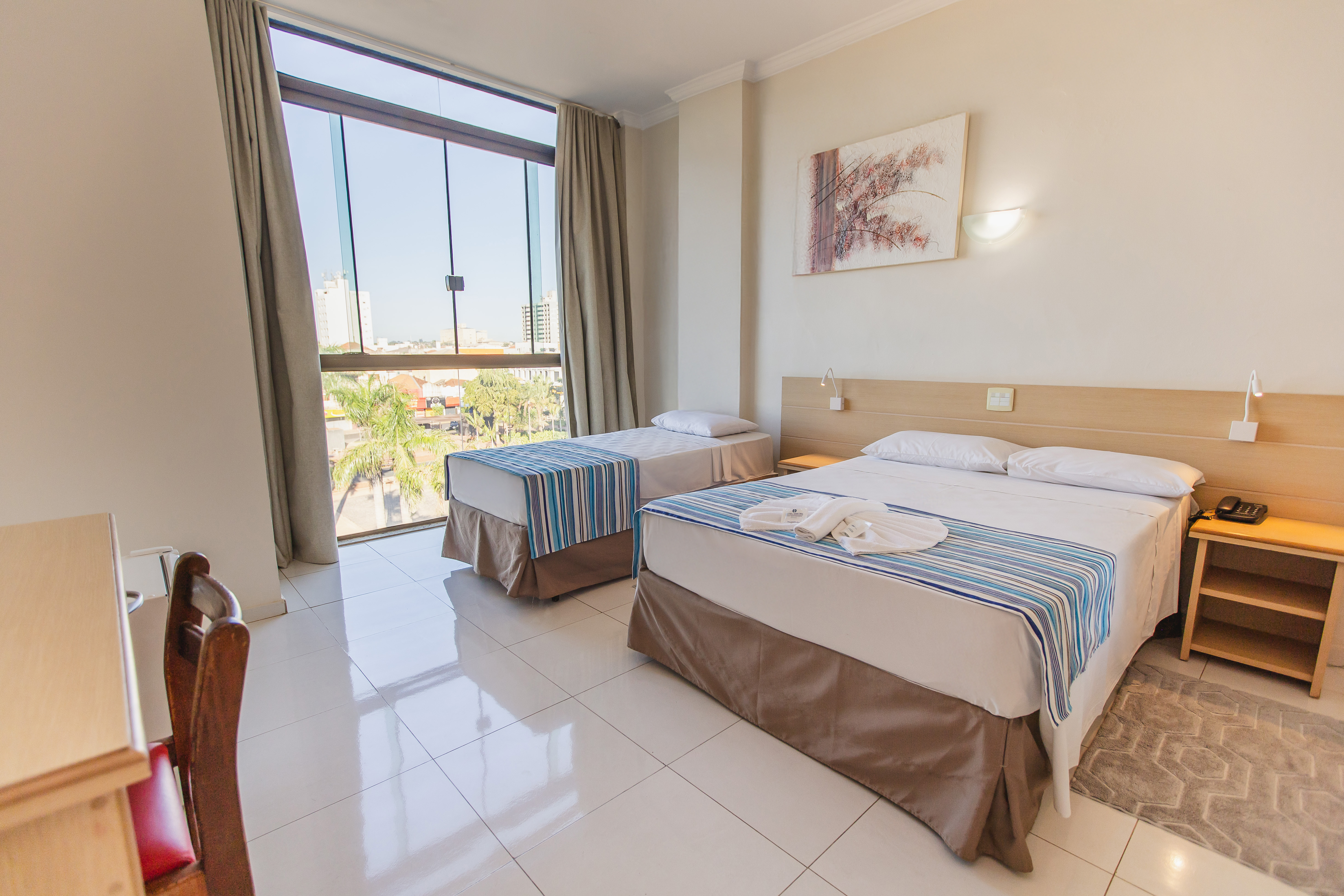 Family Room Capacity 3