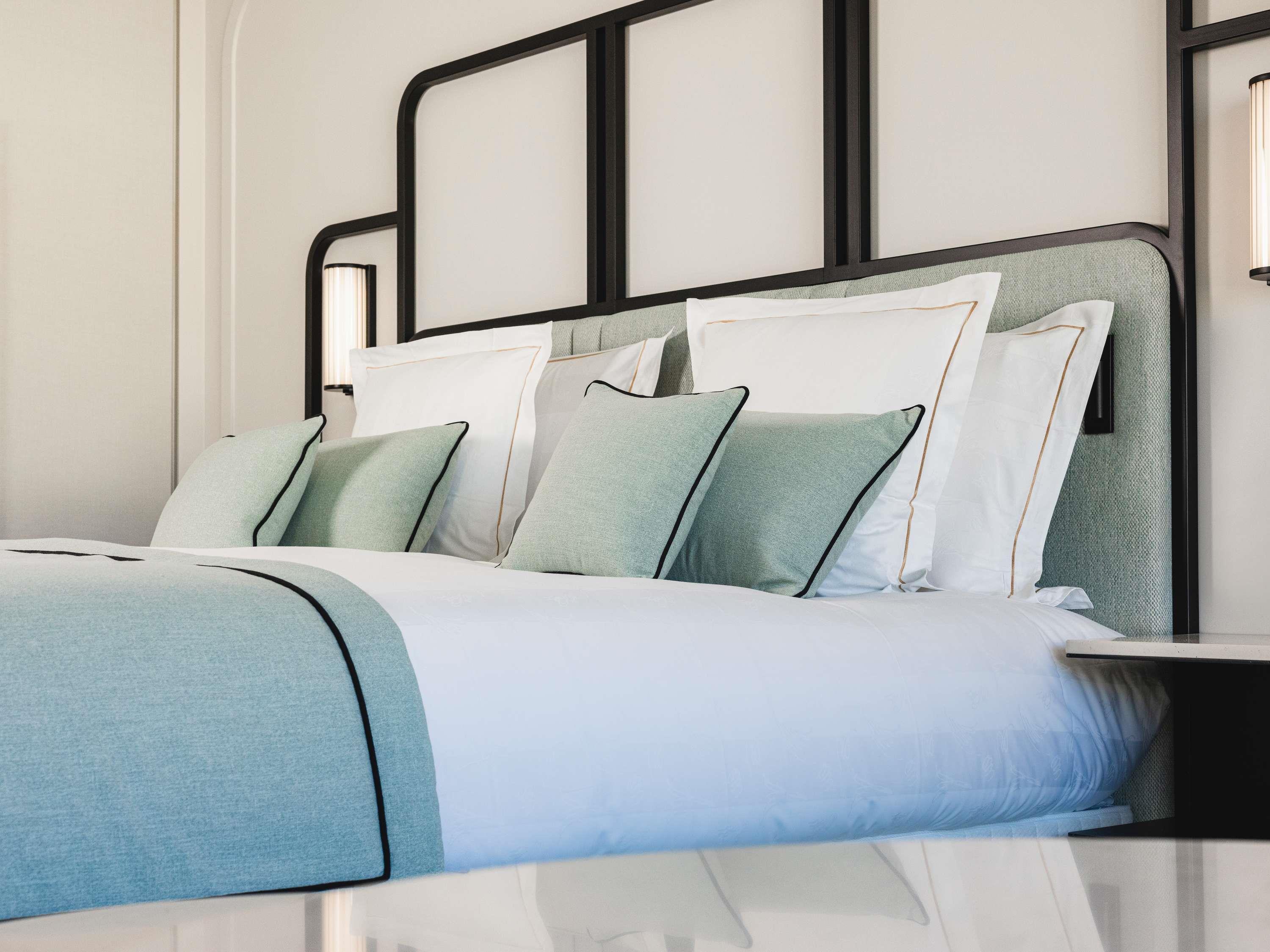 Junior Suite Deluxe City View