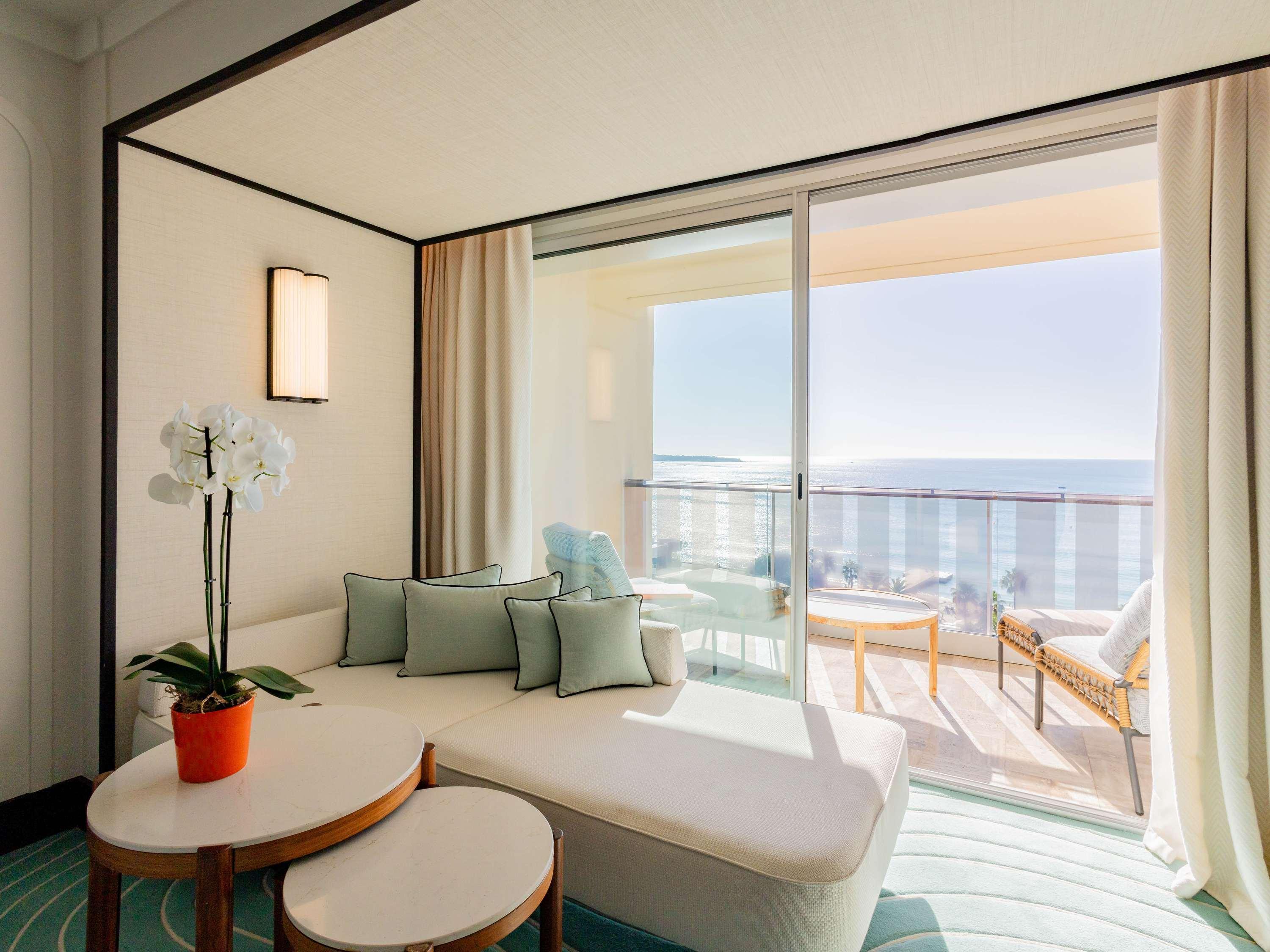 Double or Twin Superior Sea View