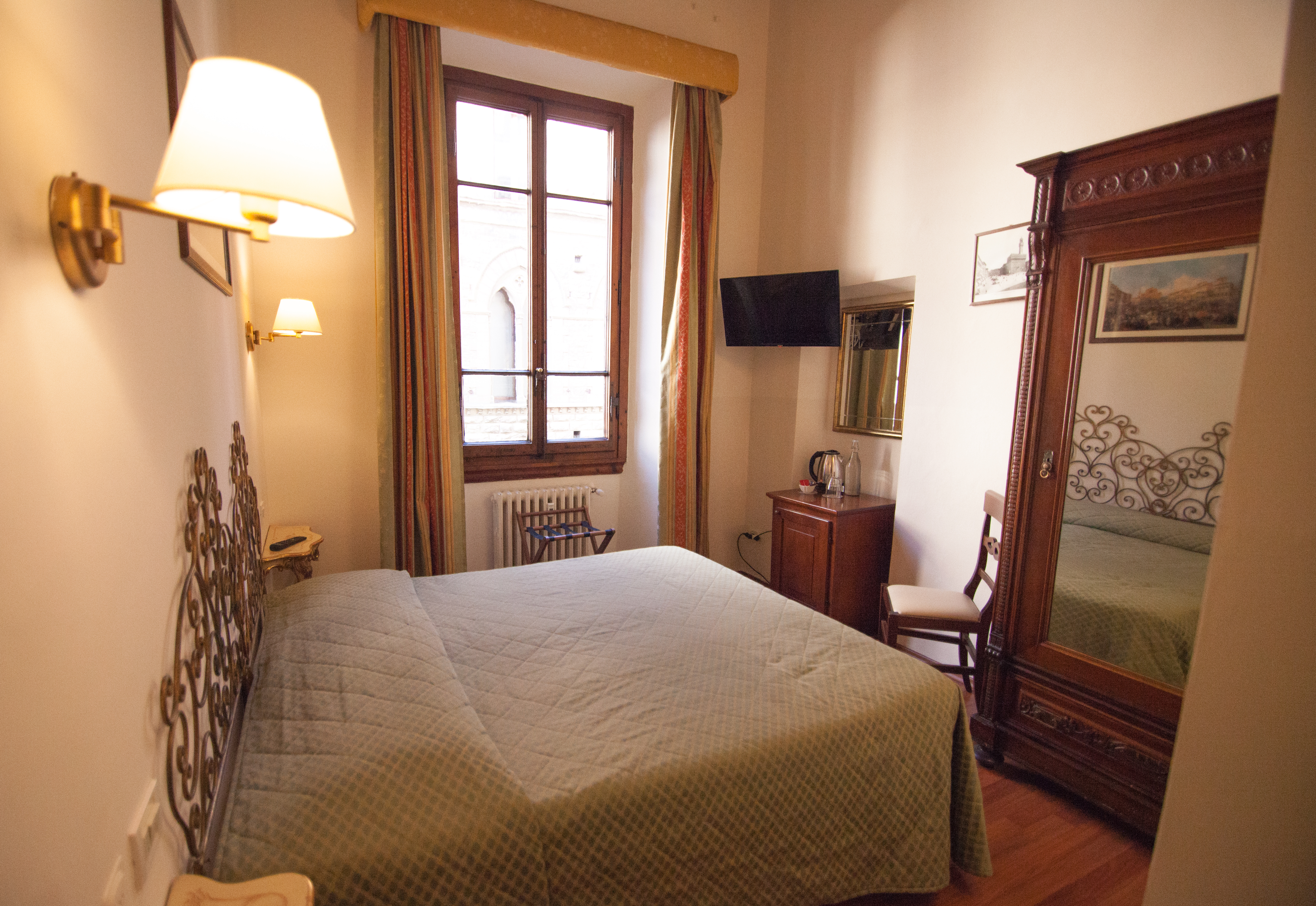 Double or Twin Standard