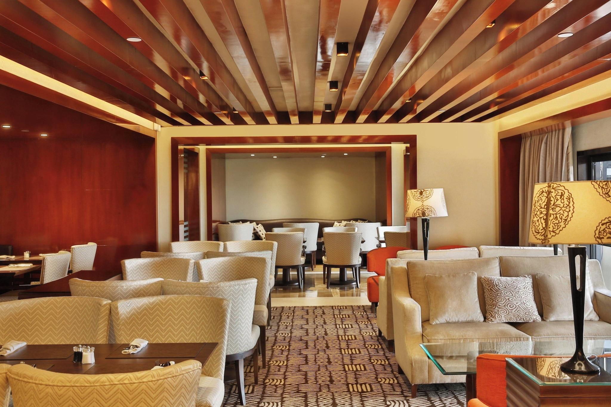 Junior Suite King Size Bed