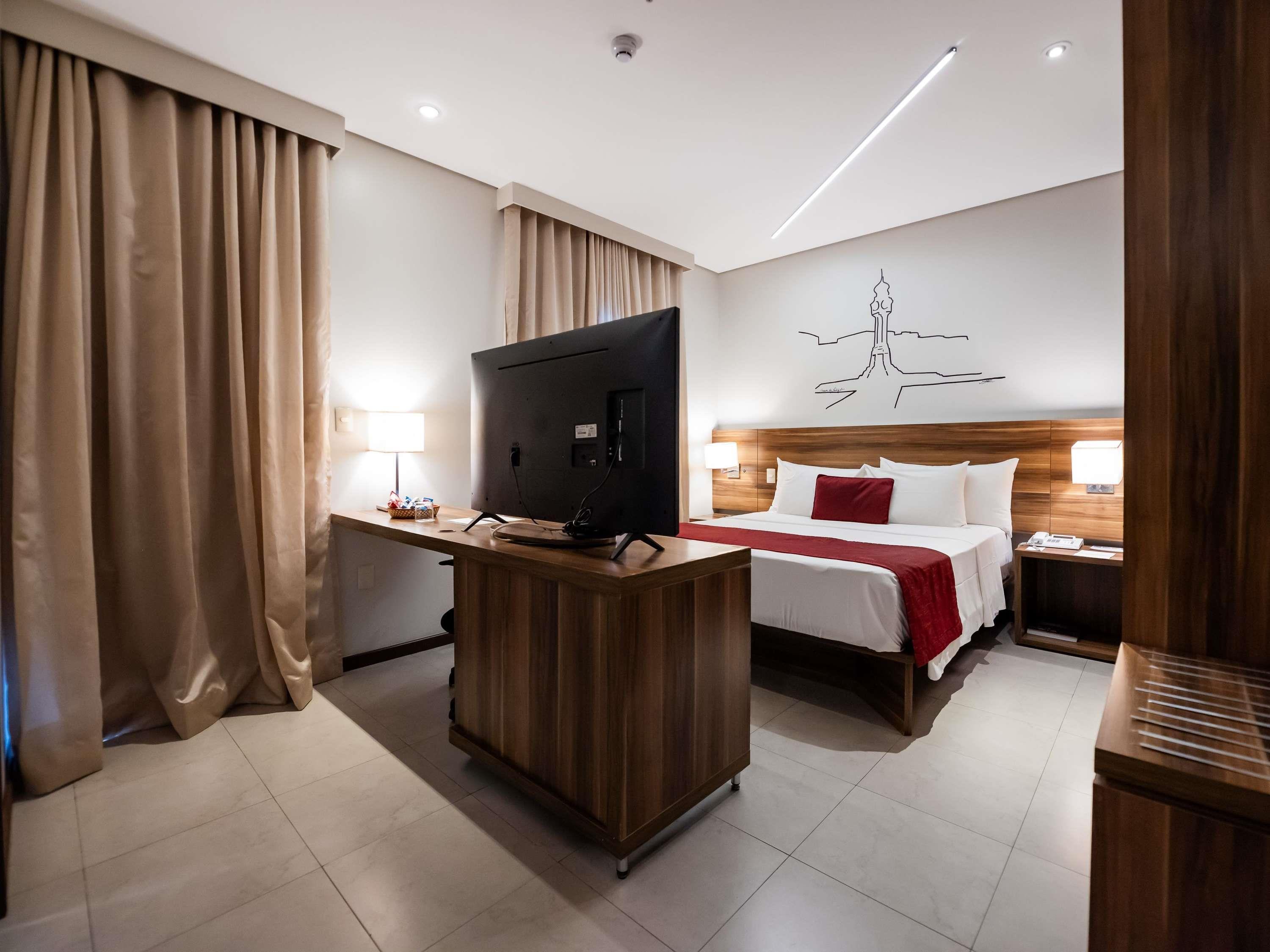 Apartment Queen Size Bed