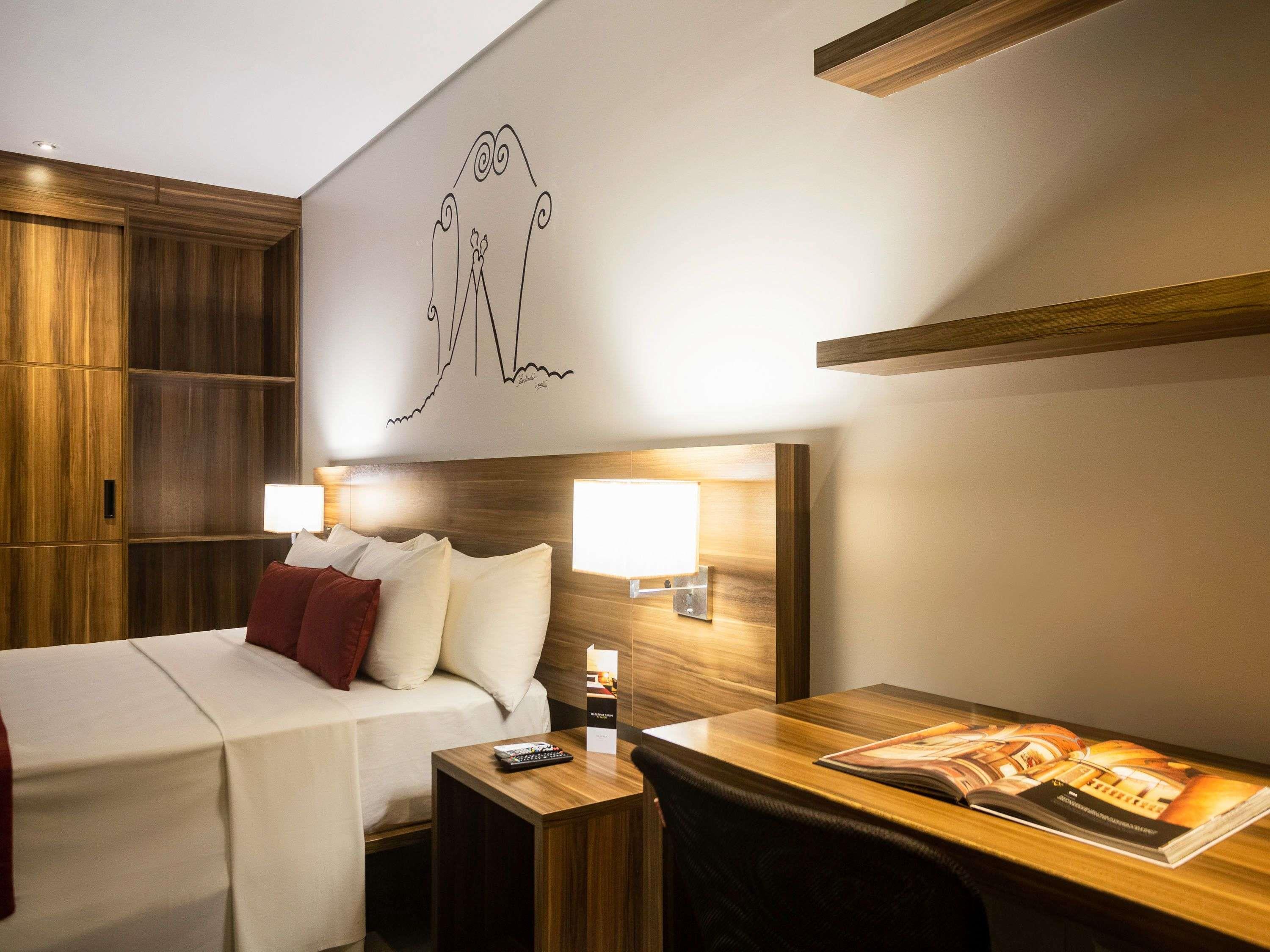 Apartment Queen Size Bed