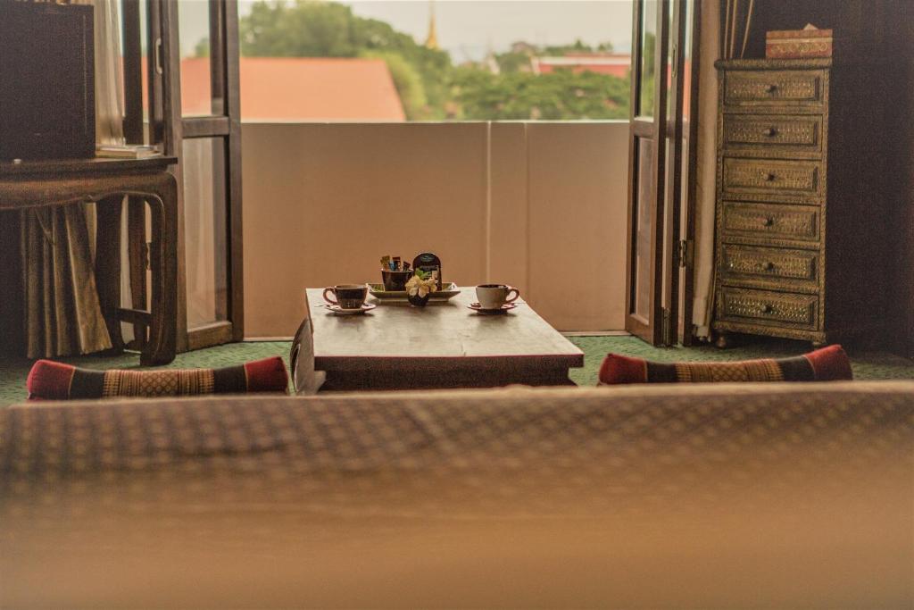 Suite Queen Size Bed