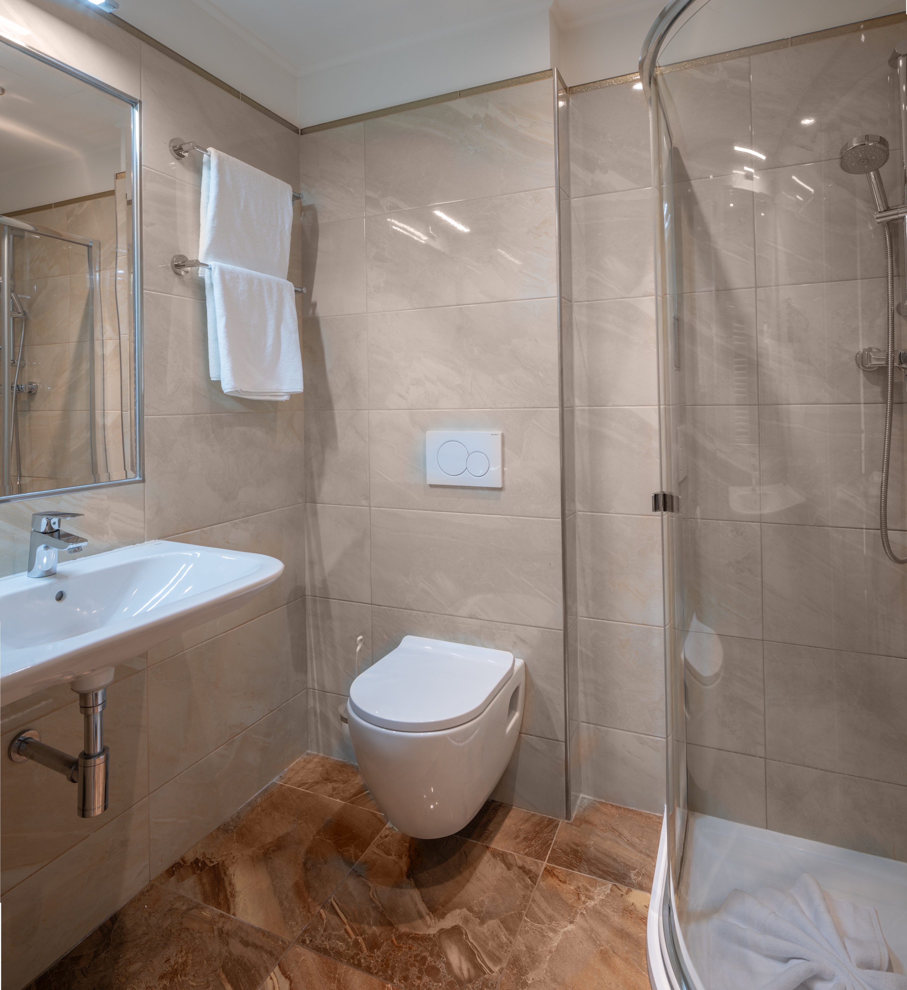 Apartment Capacity 4