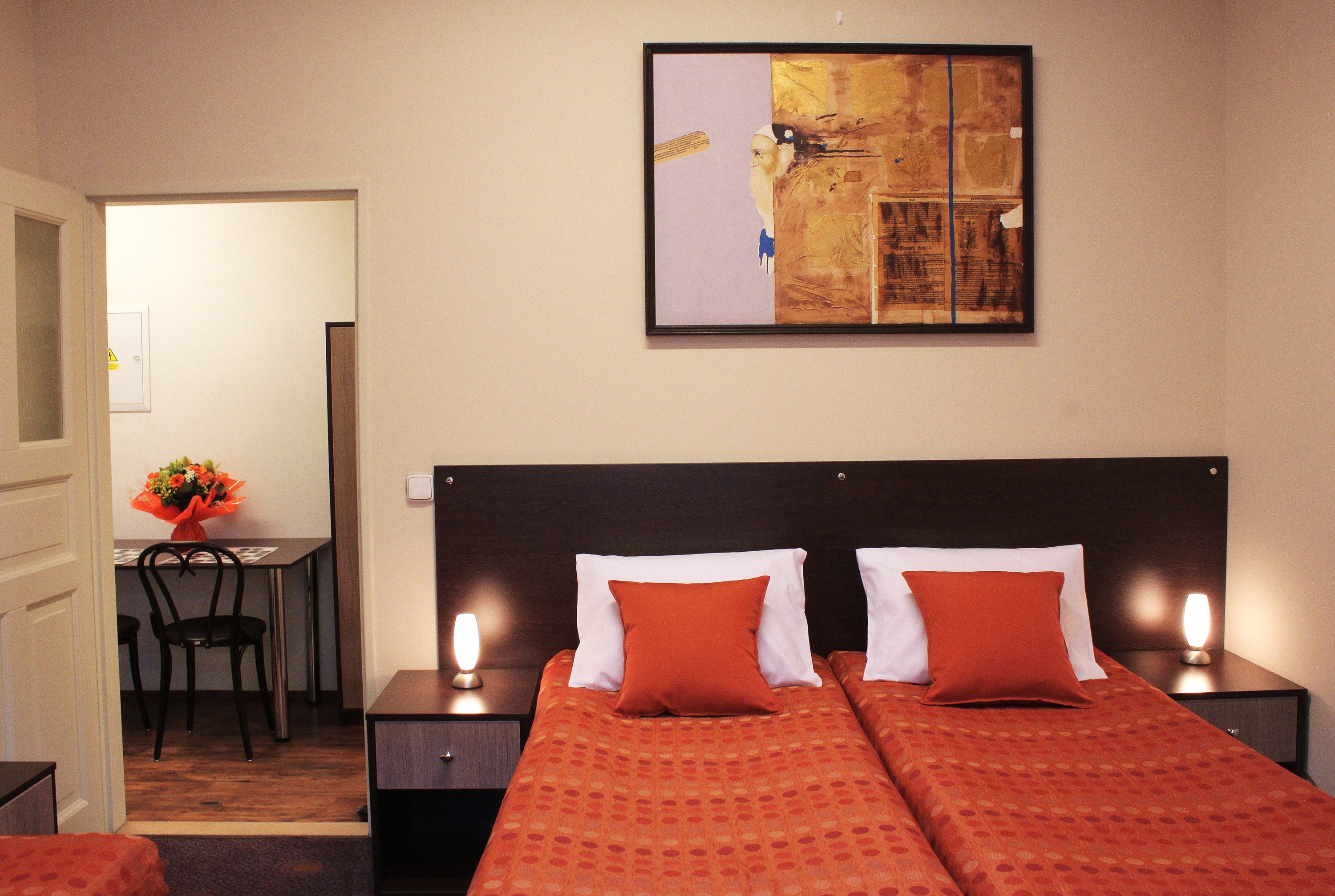 Apartment Capacity 4