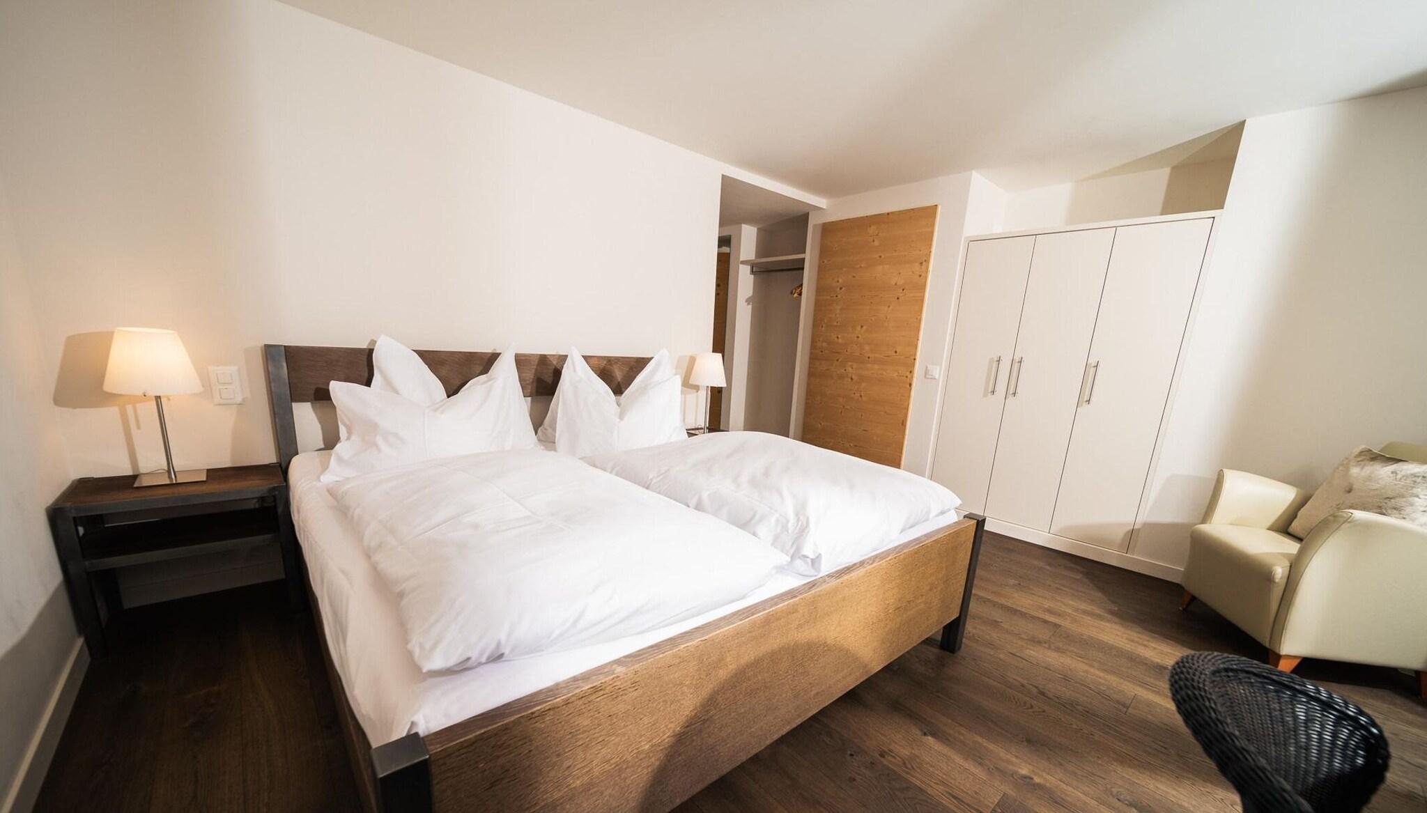 Double King Size Bed