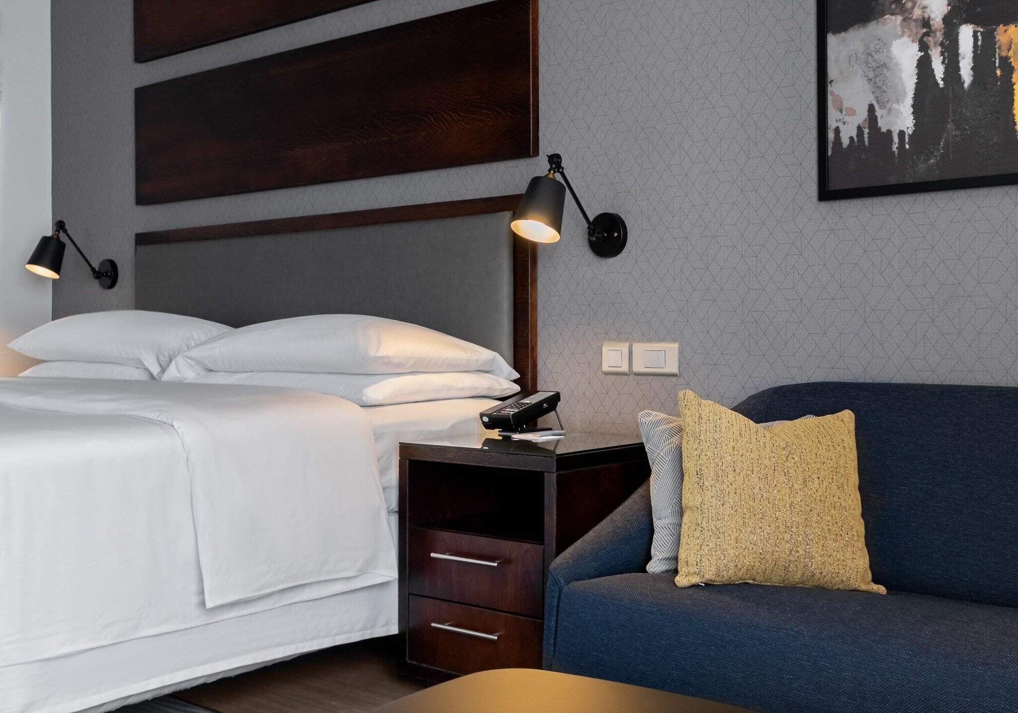 Double Superior King Bed