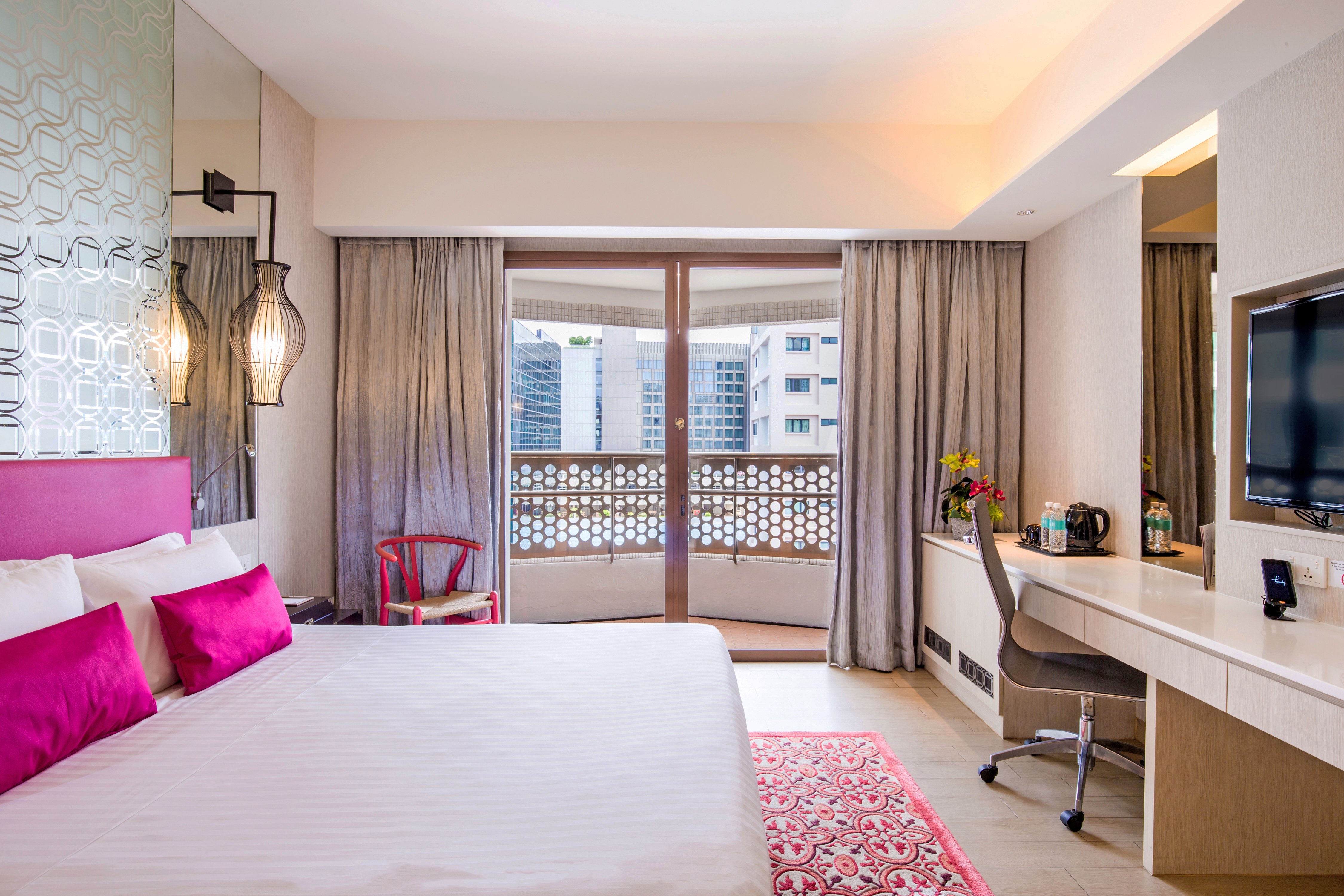 Double Deluxe King Bed