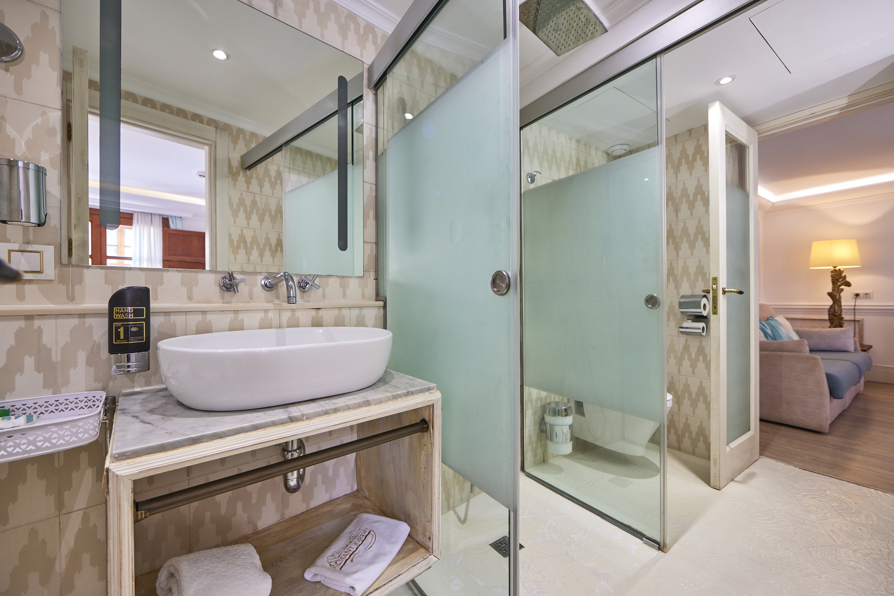 Junior Suite Standard