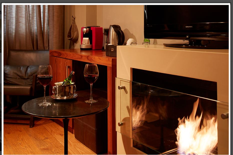 Double City View King Bed