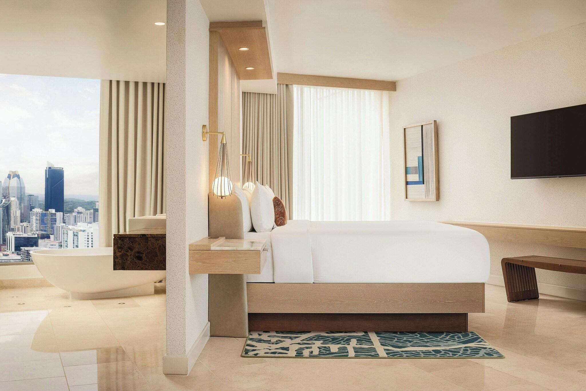 Suite Partial Ocean View King Bed