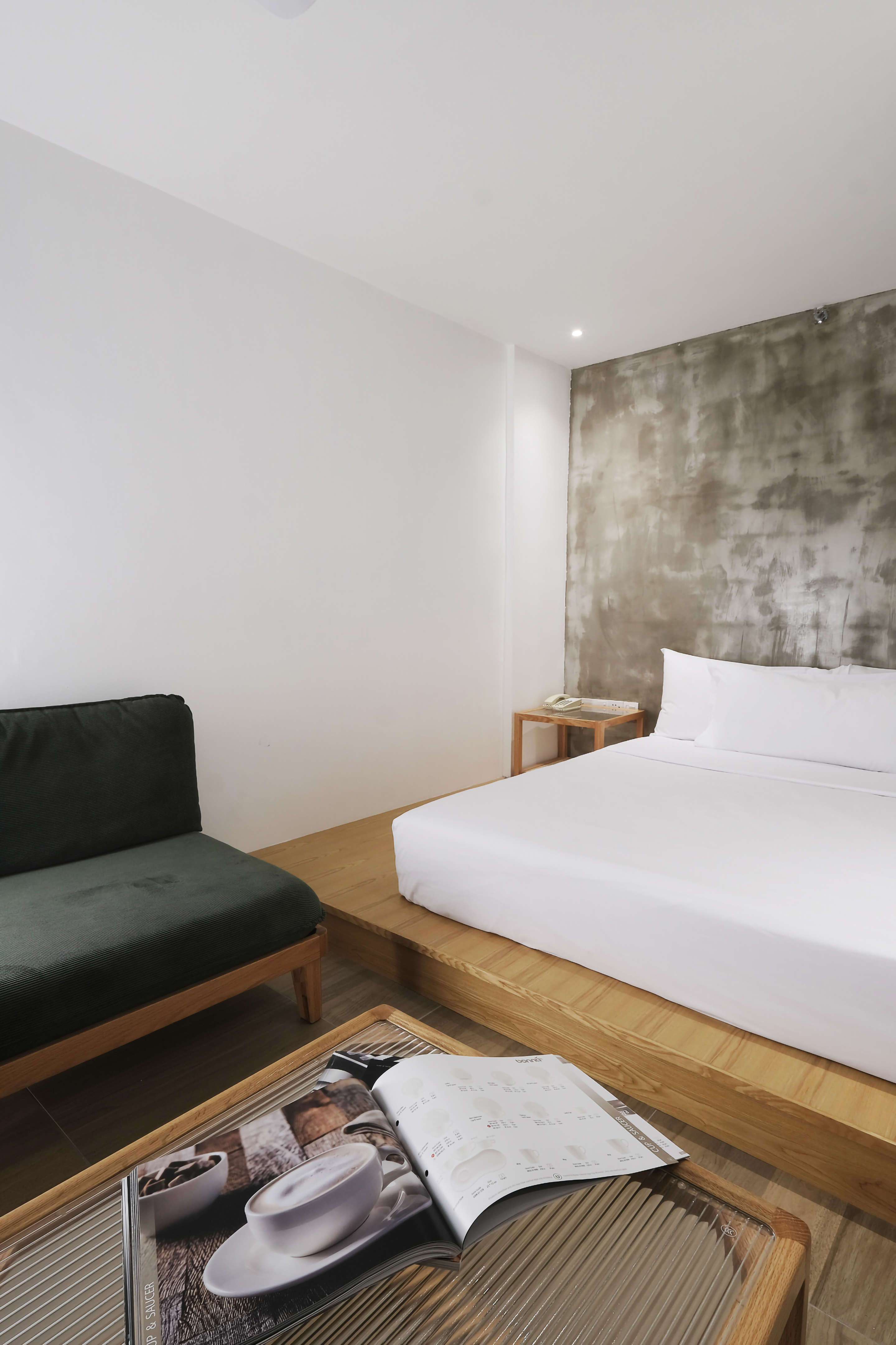 Double Queen Size Bed