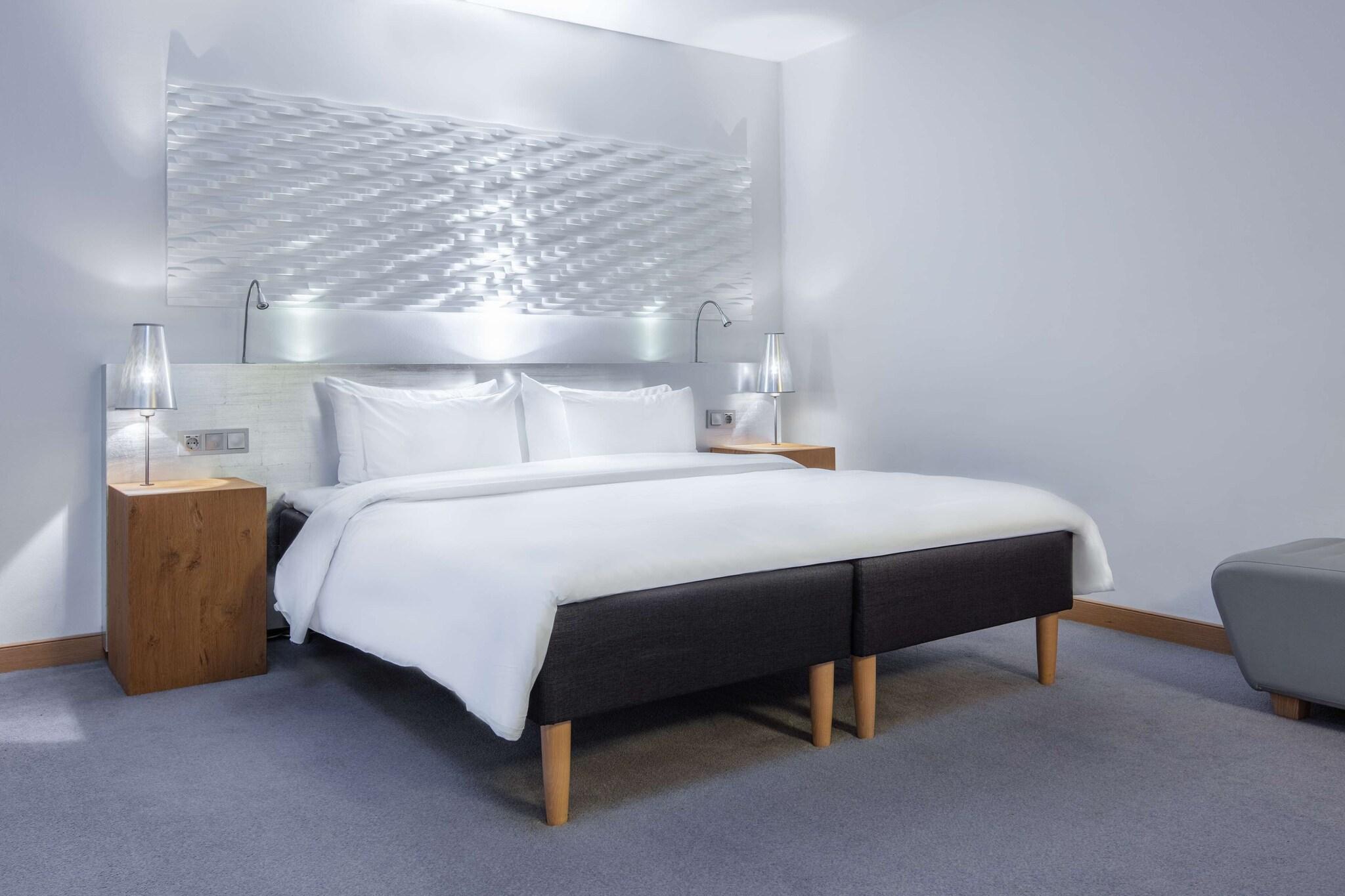 Double Superior King Bed