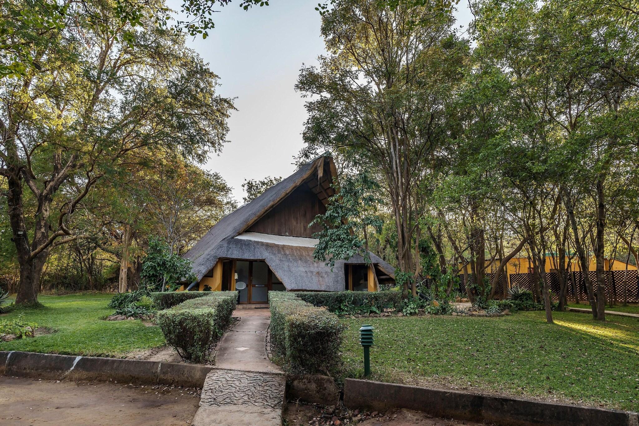 Chalet King Size Bed