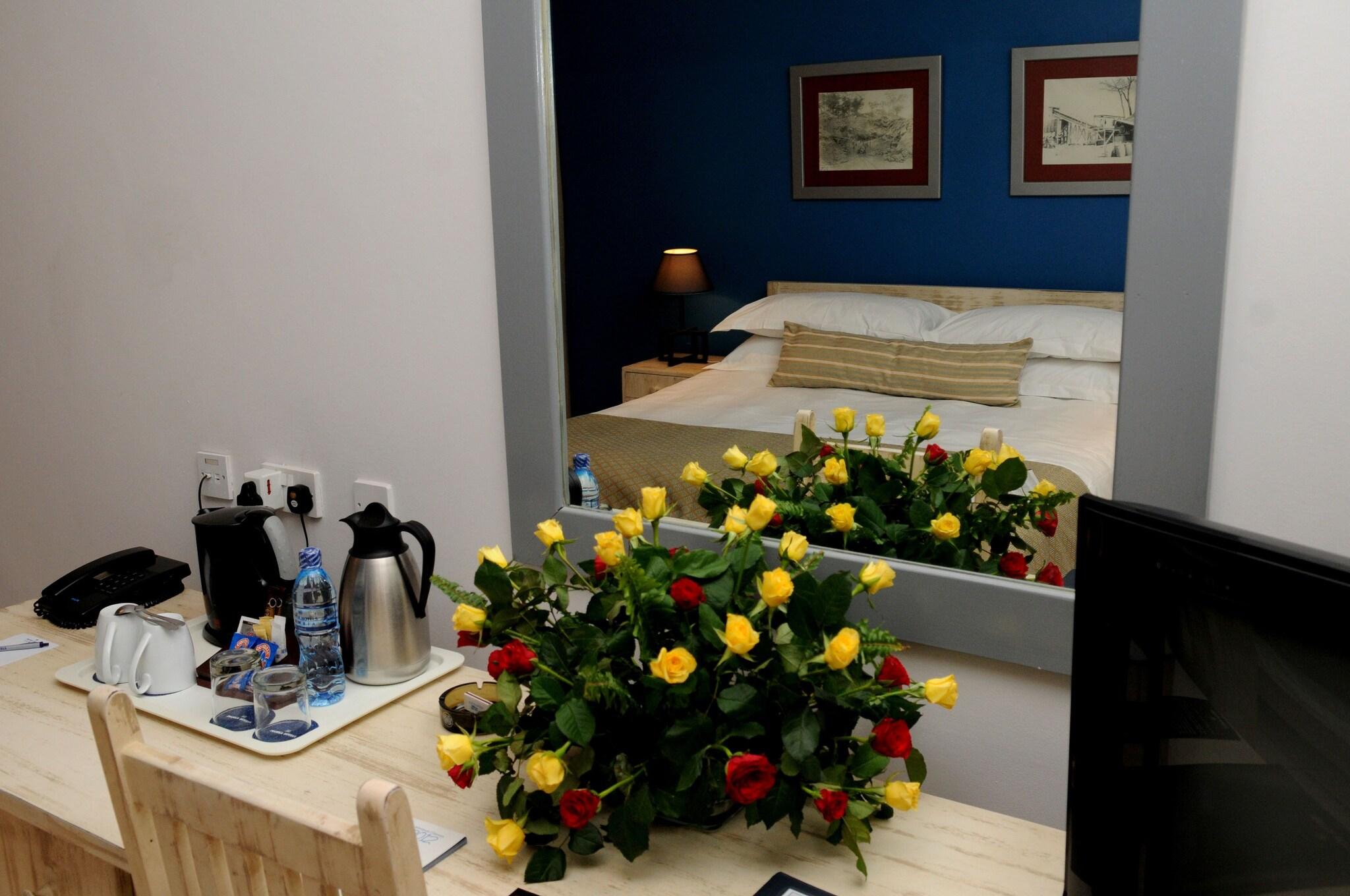 Double Garden View King Bed