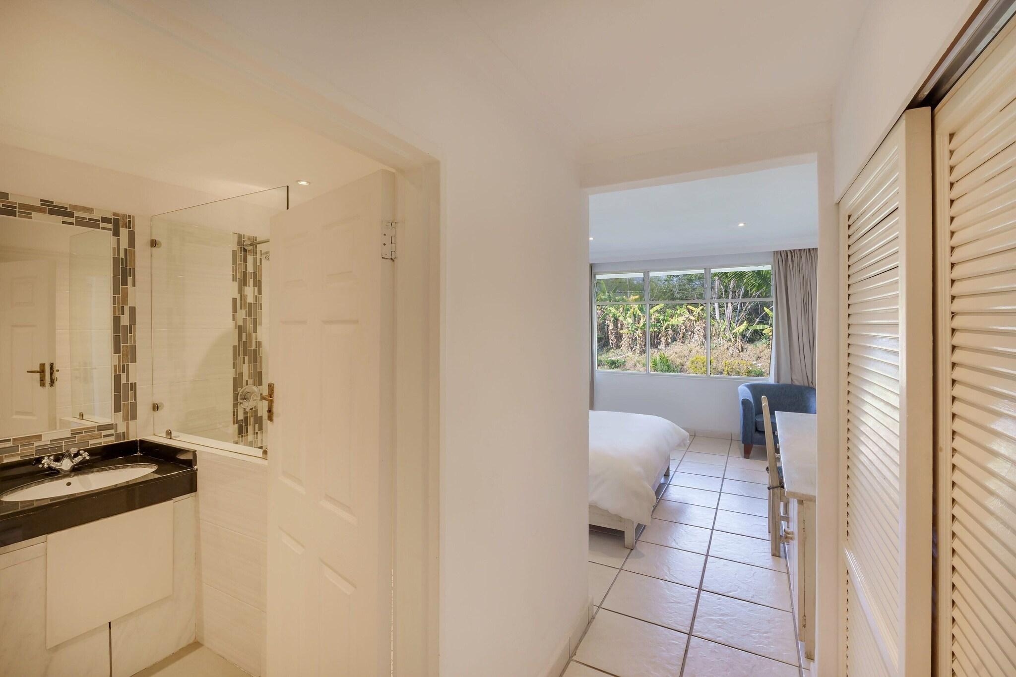 Double Garden View King Bed