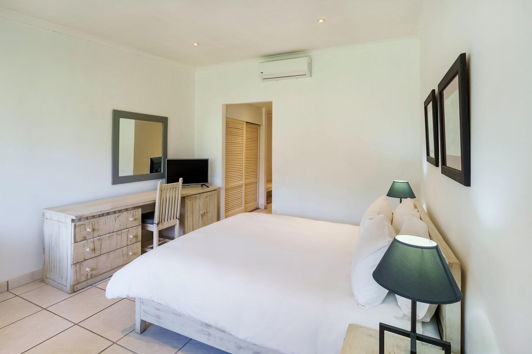 Double Garden View King Bed