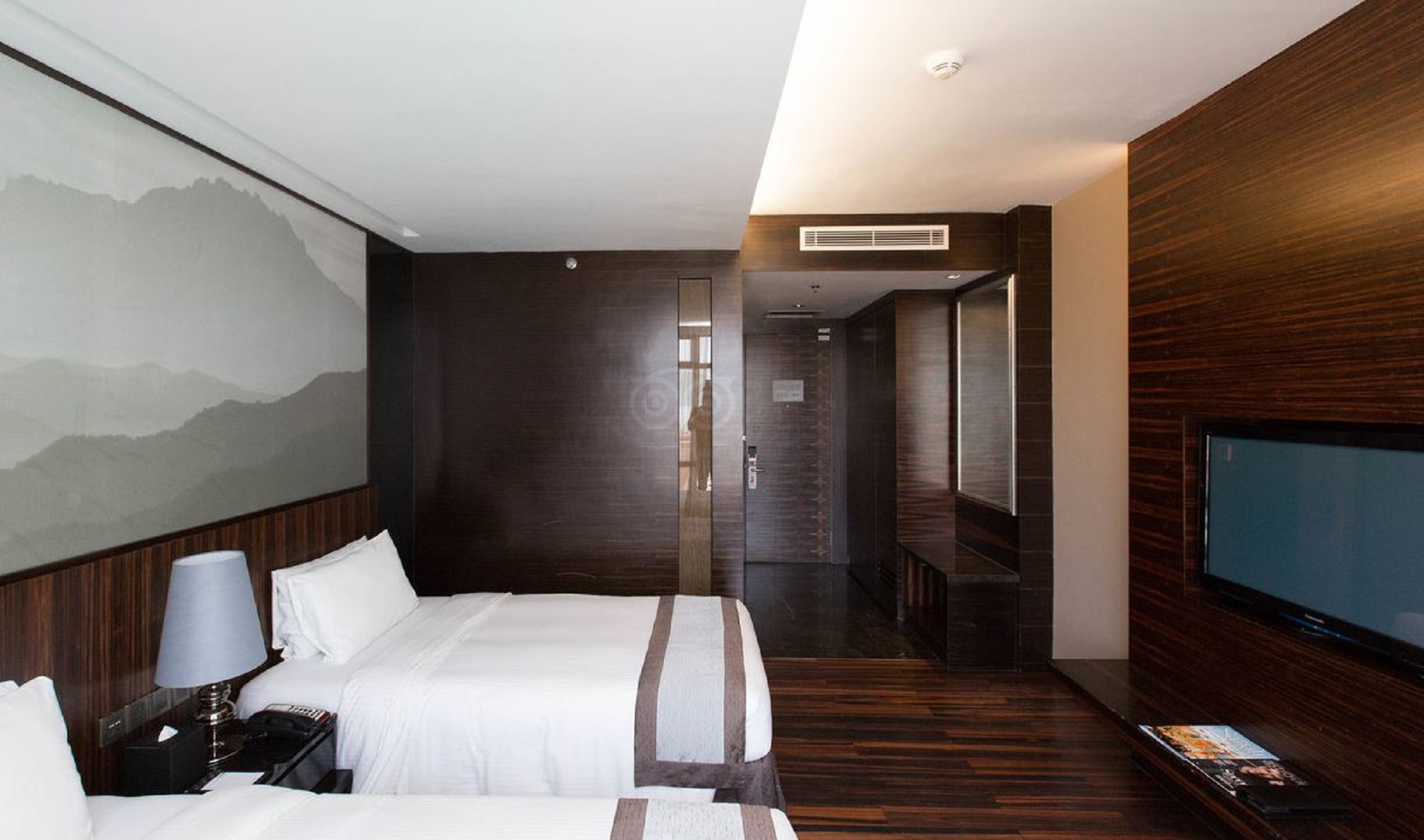 Double or Twin Deluxe