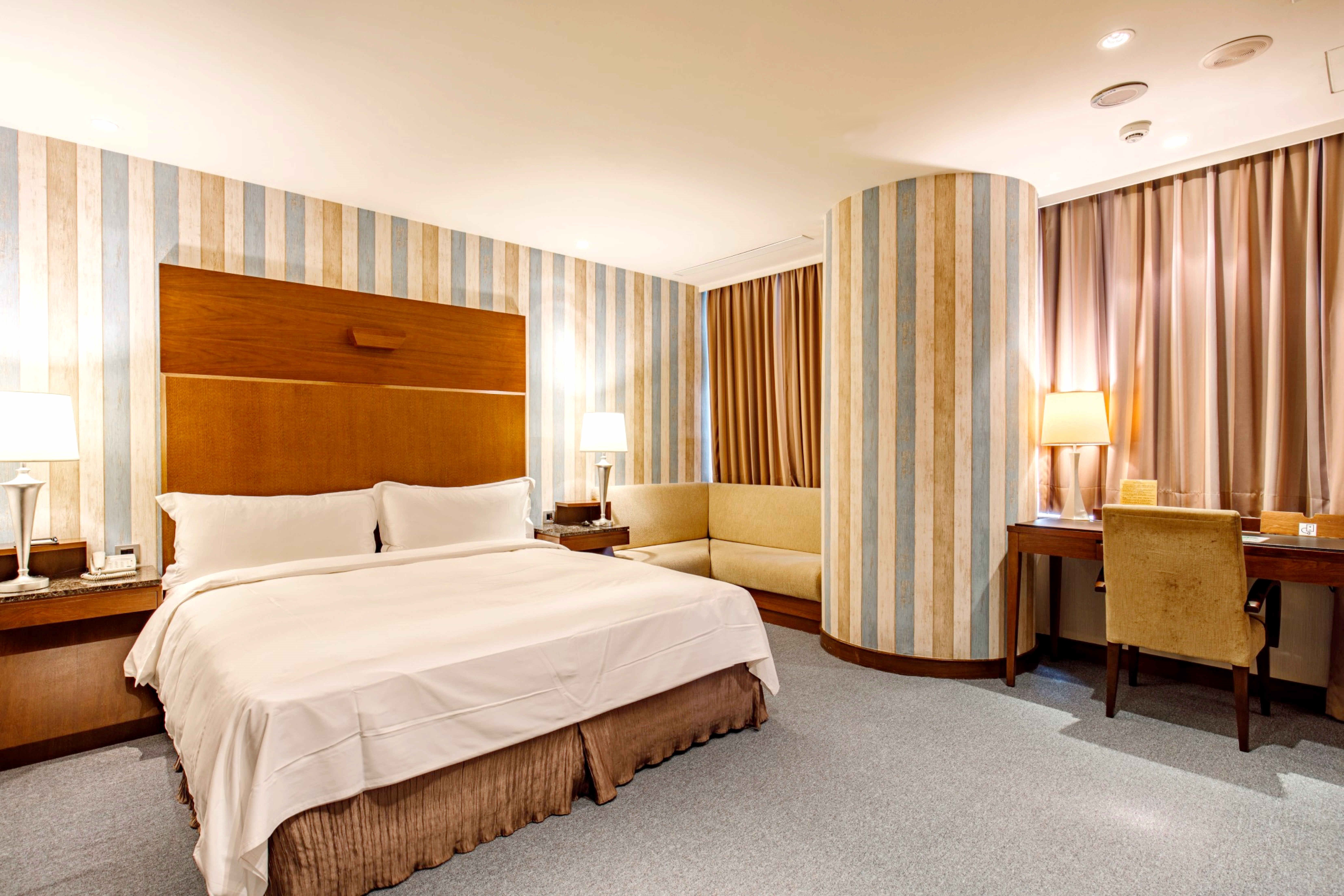 Double Deluxe with Views