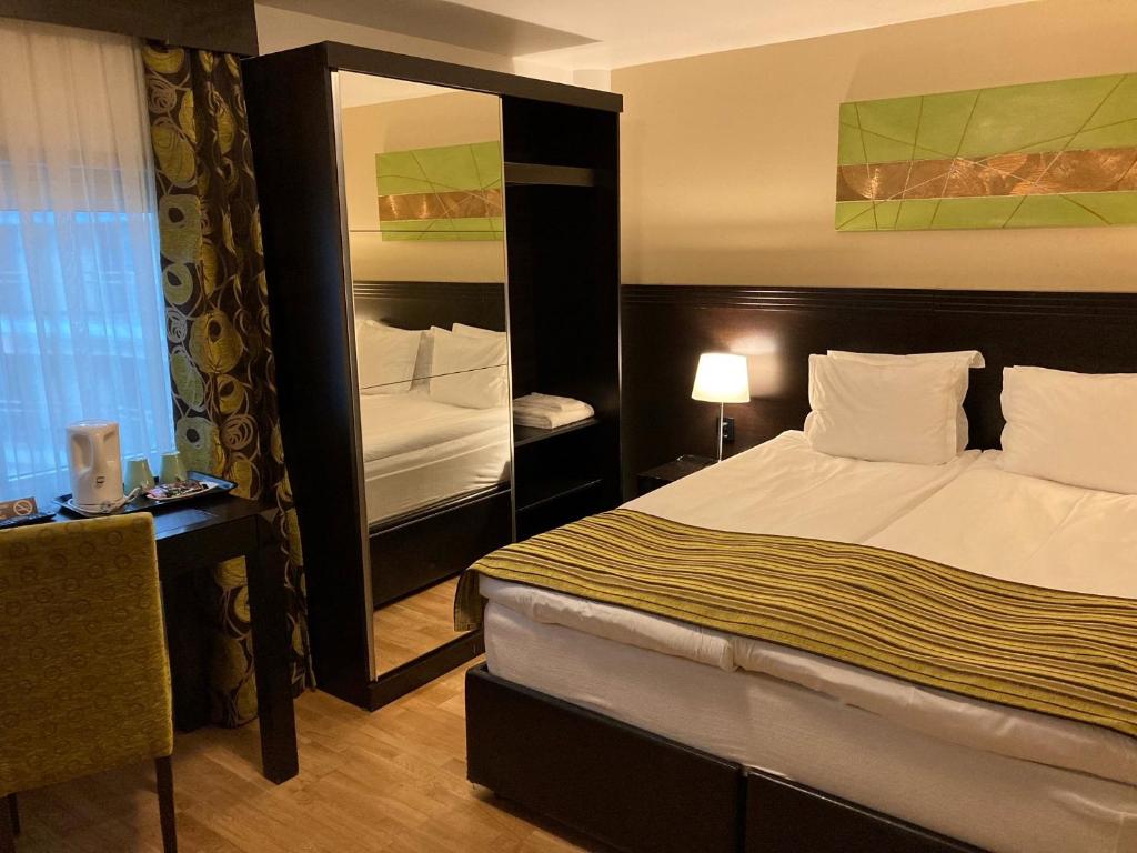 Double or Twin Inner