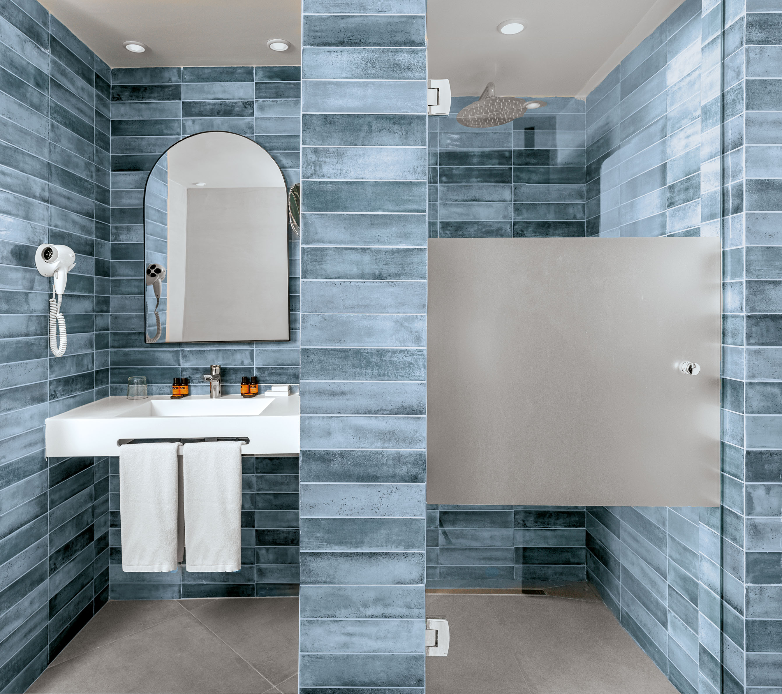 Double or Twin Superior One Bedroom