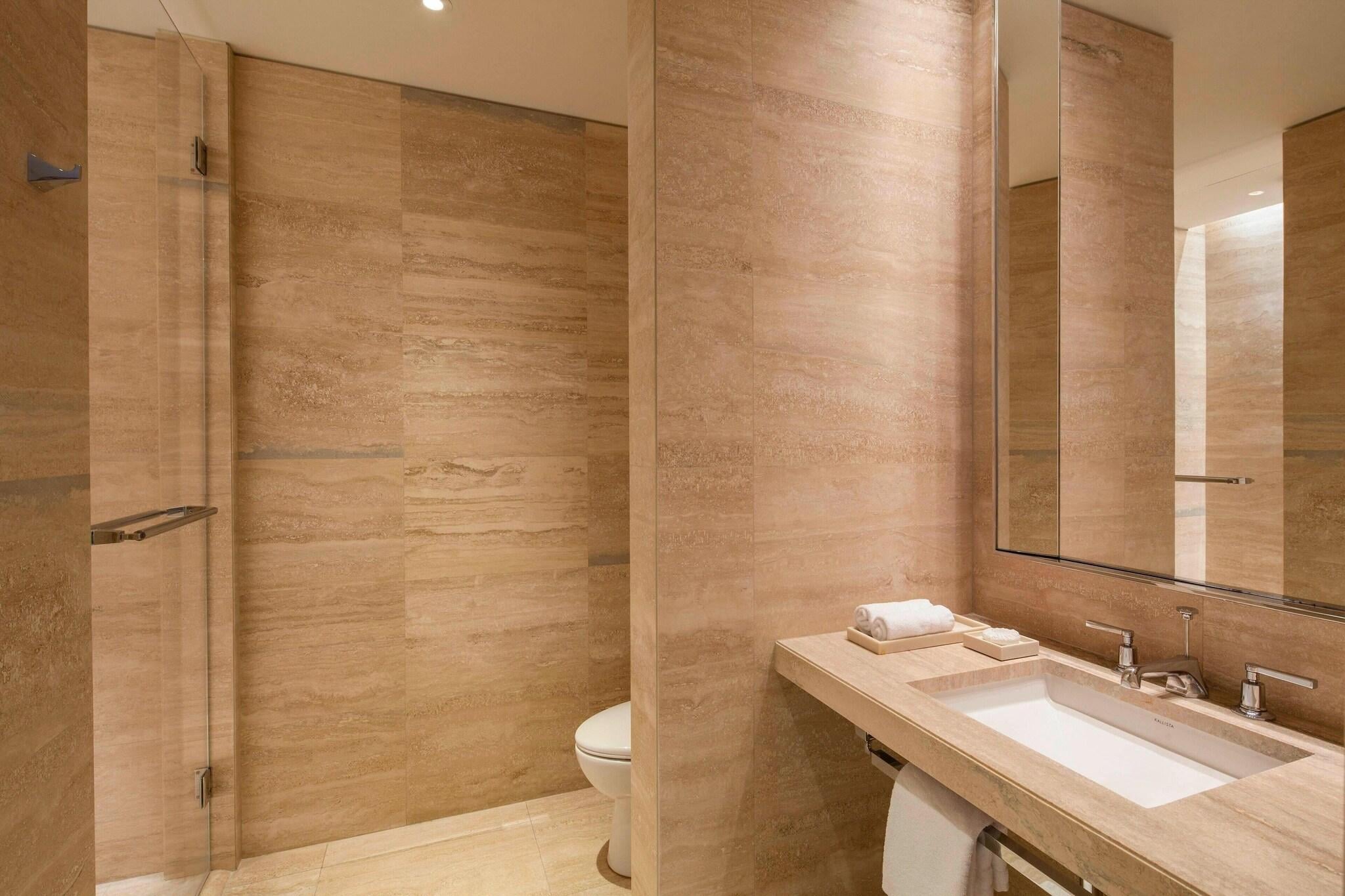 Suite Ocean View King Bed