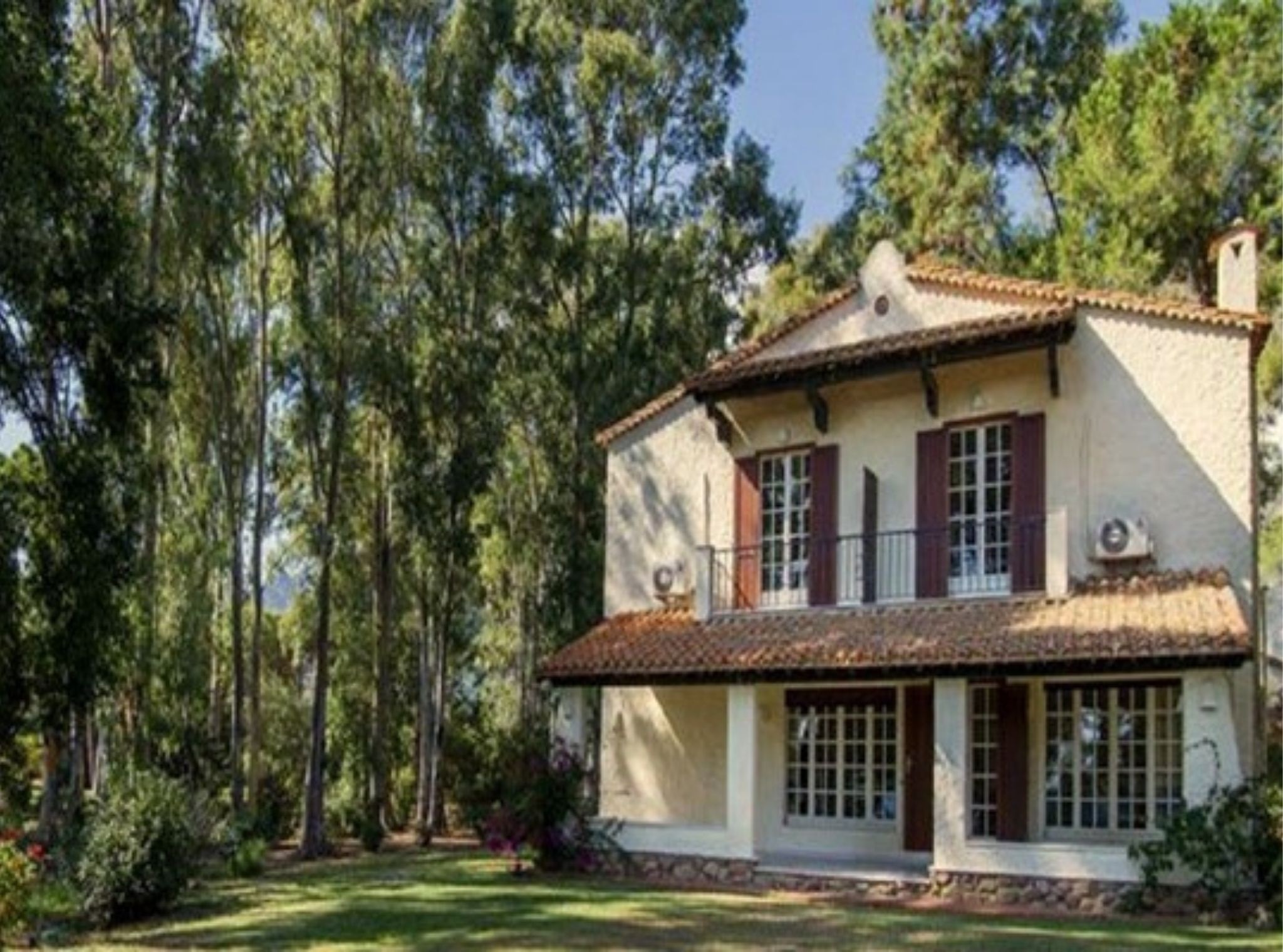 Villa Capacity 7 Three Bedrooms