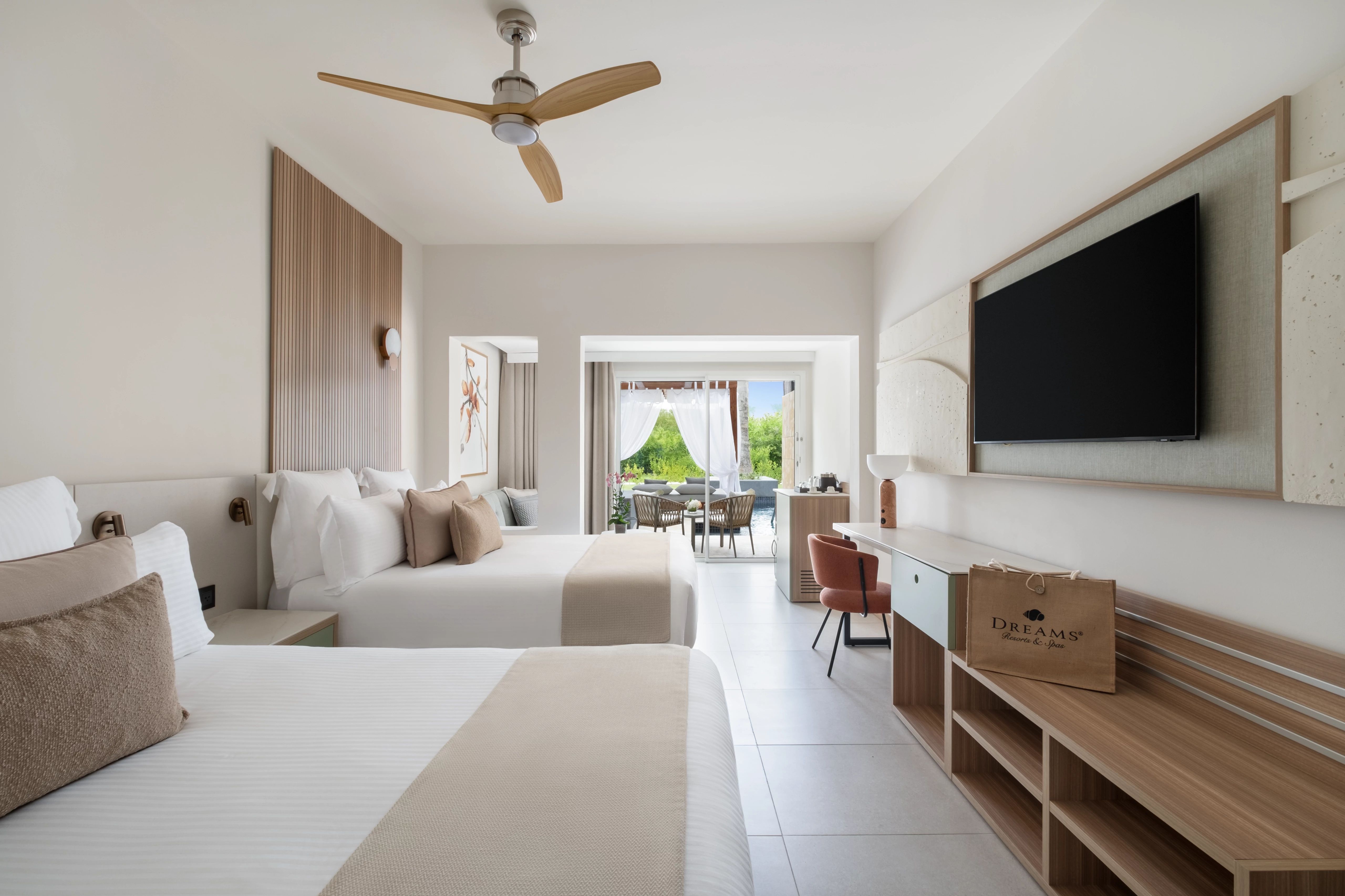 Junior Suite with Private Pool