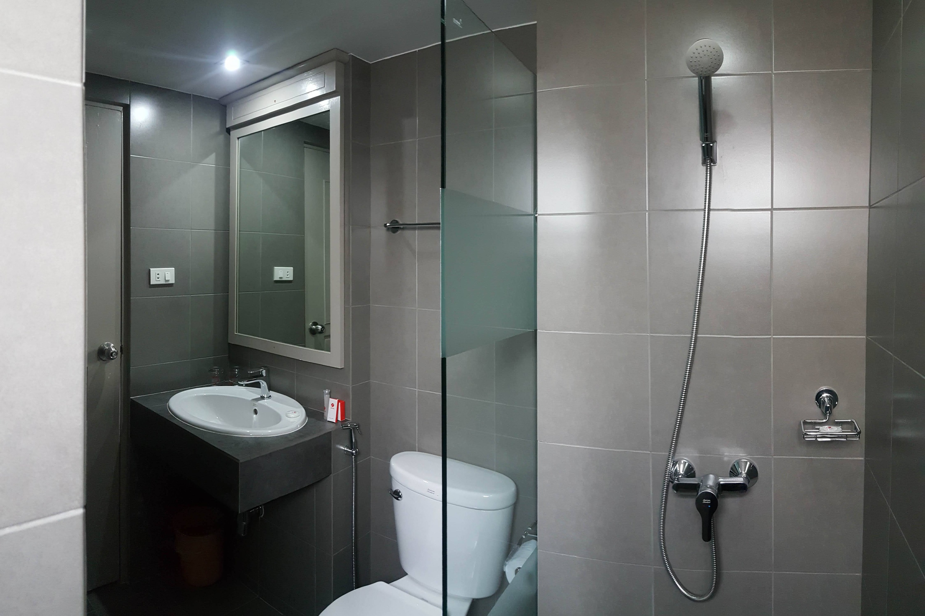 Double Deluxe King Bed