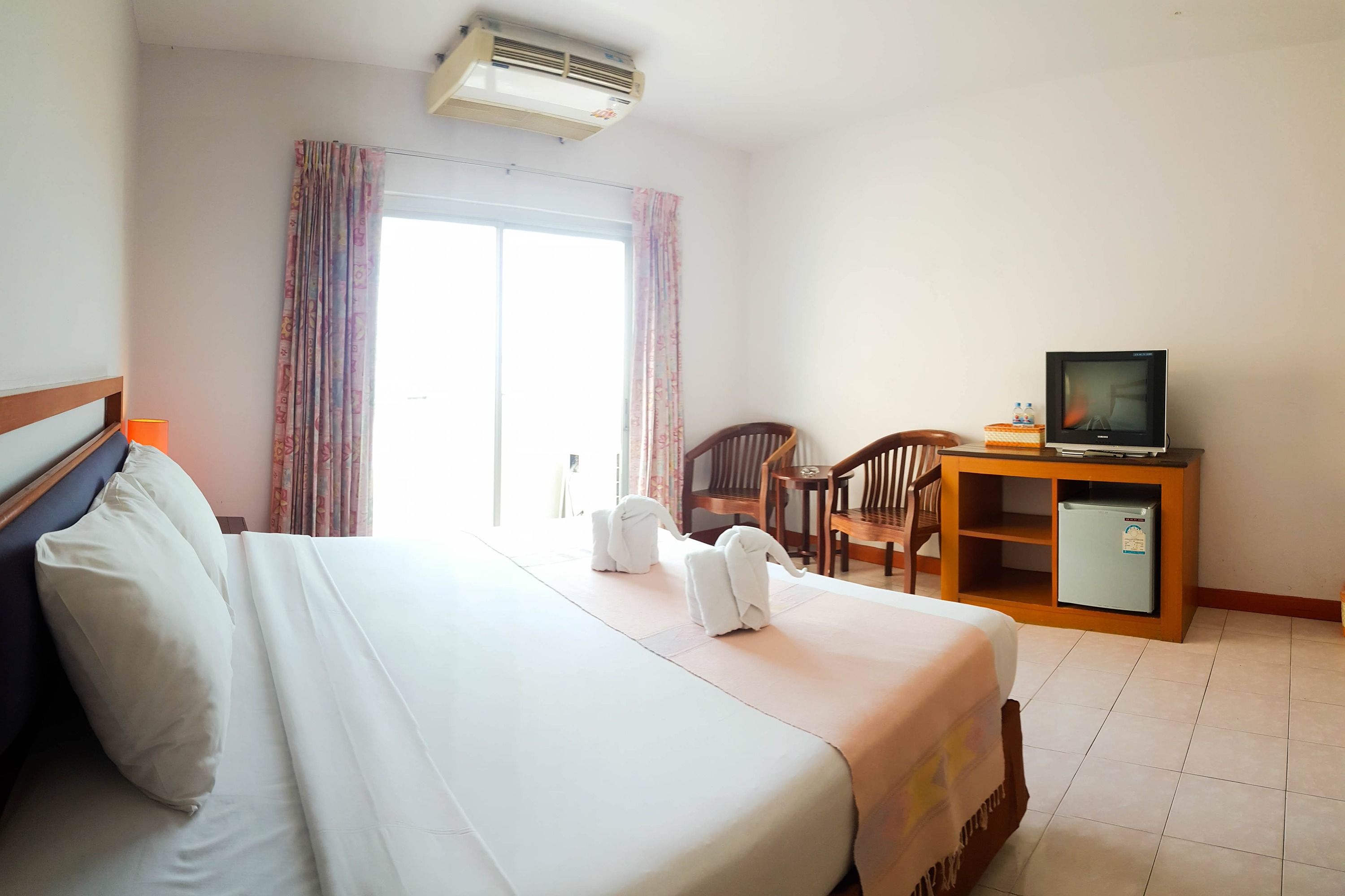 Double Superior King Bed