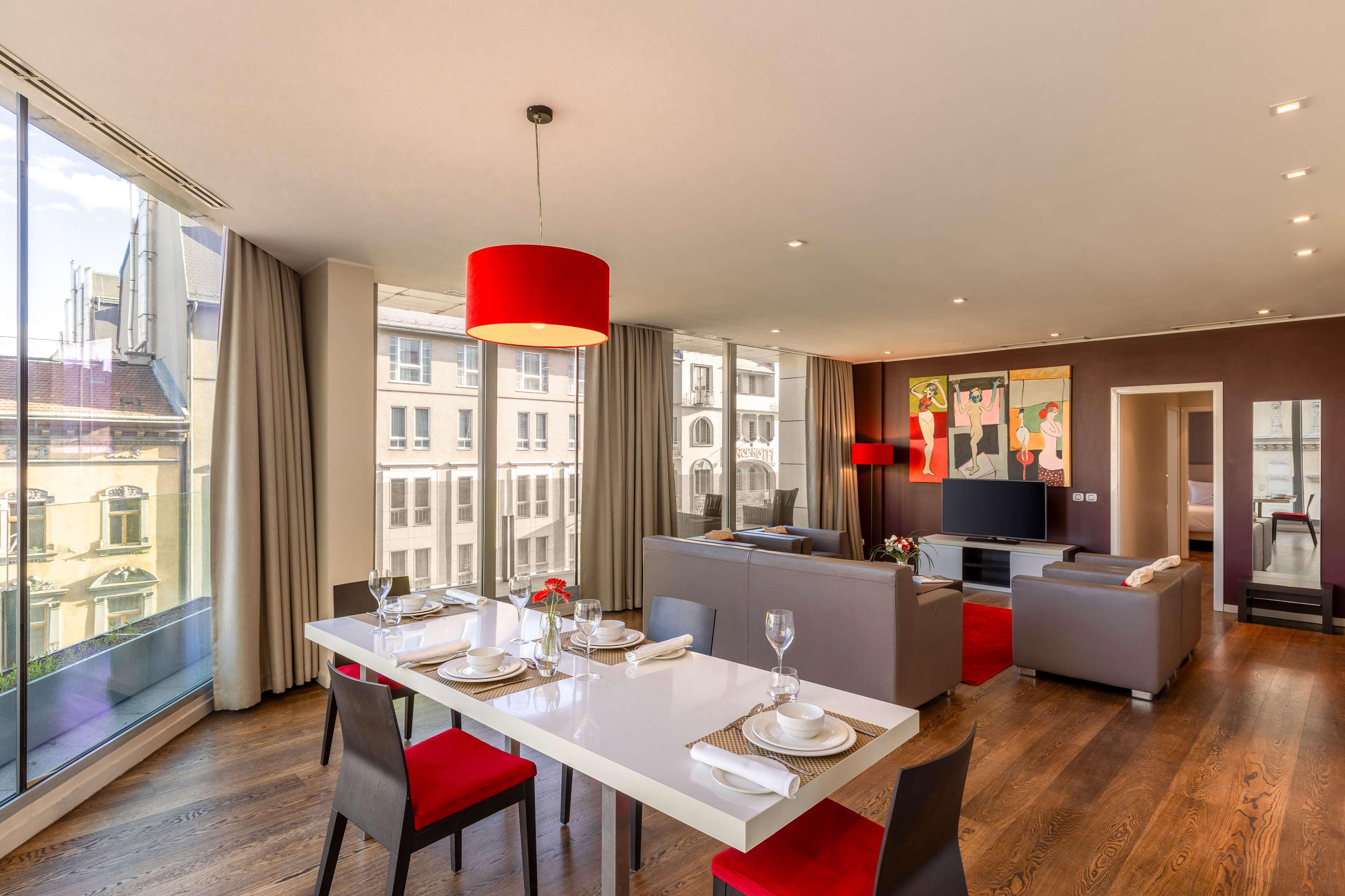 Apartment Two Bedrooms with Terrace