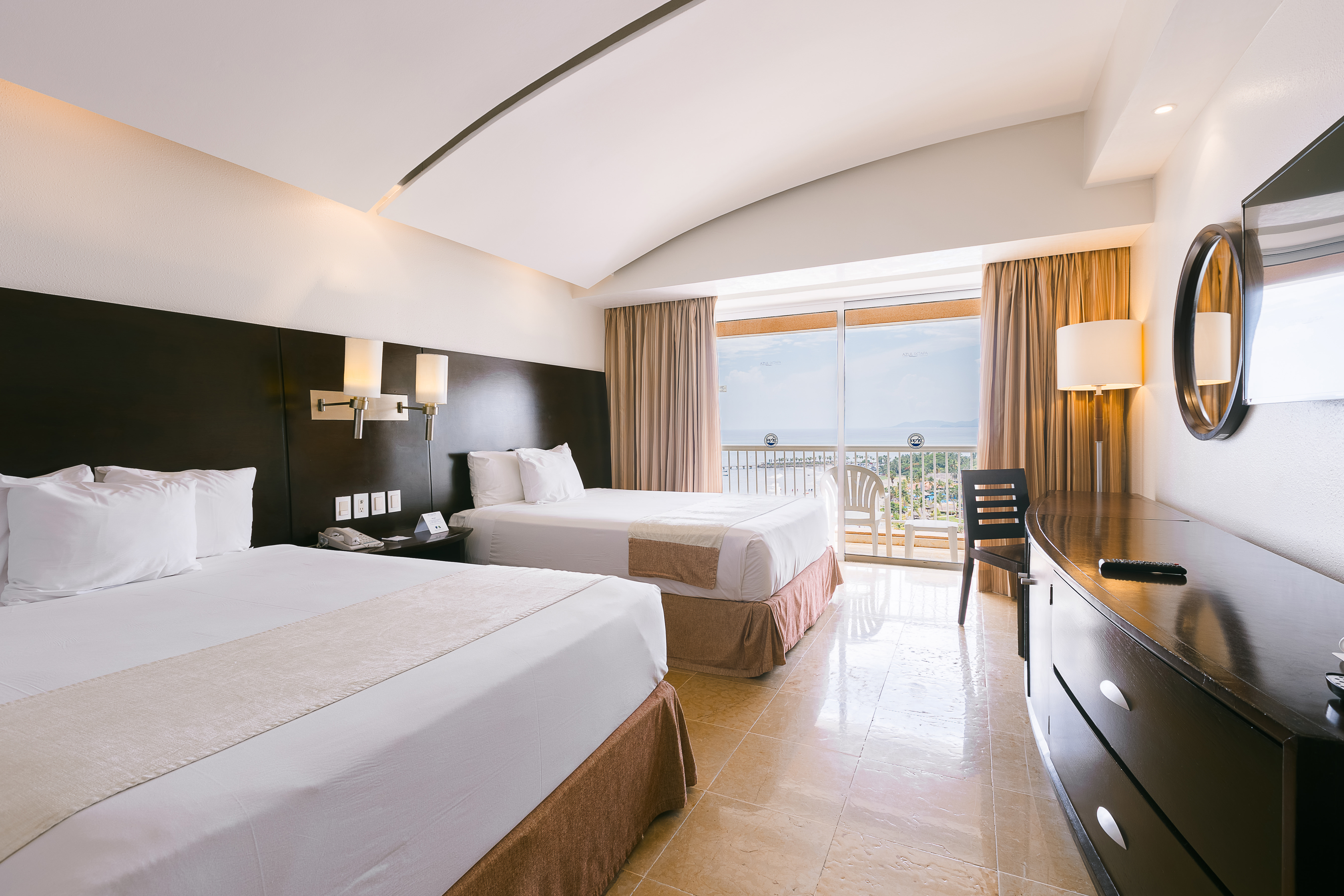 Triple Deluxe with Balcony