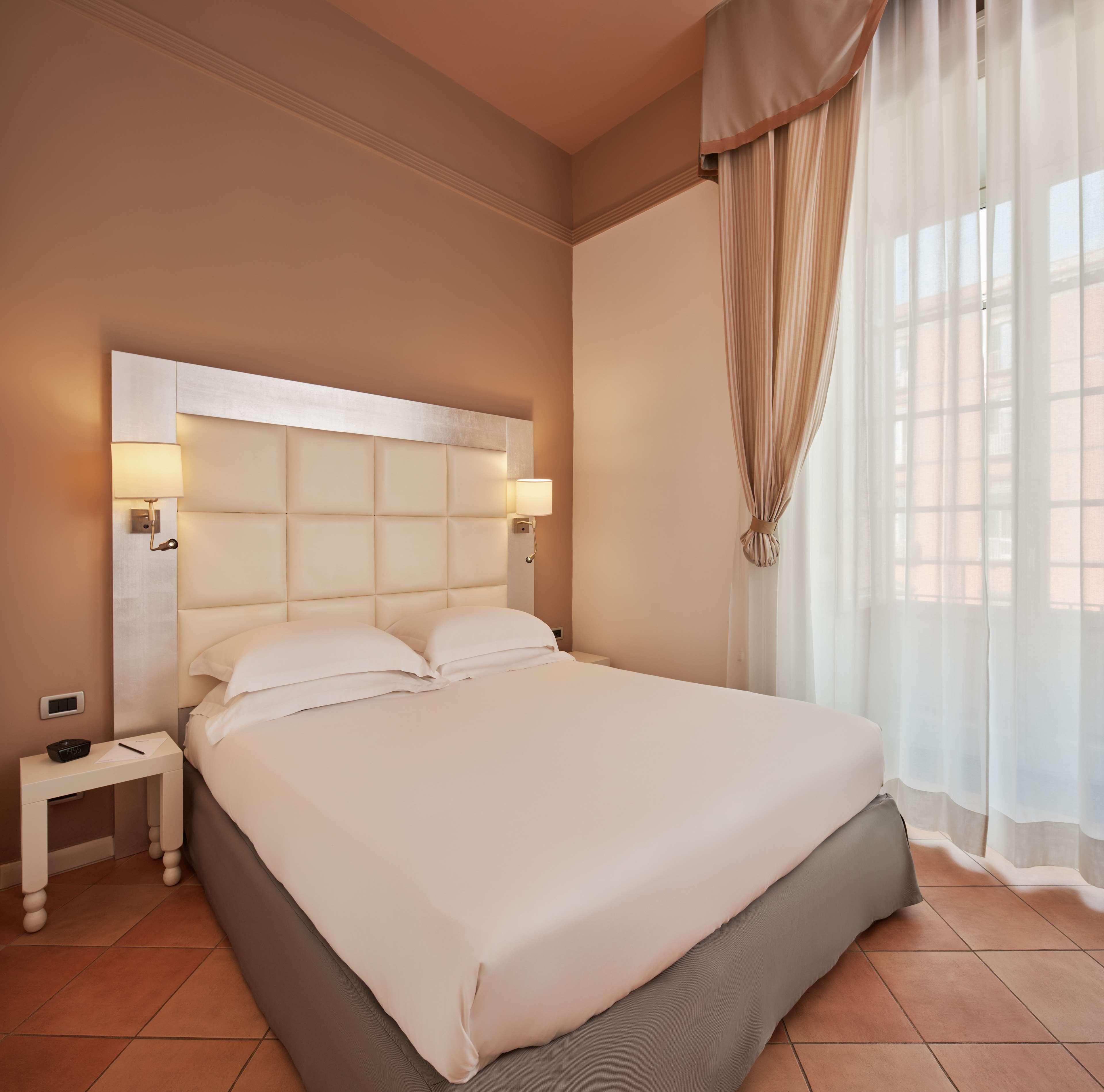 Double Guest Room Queen Bed