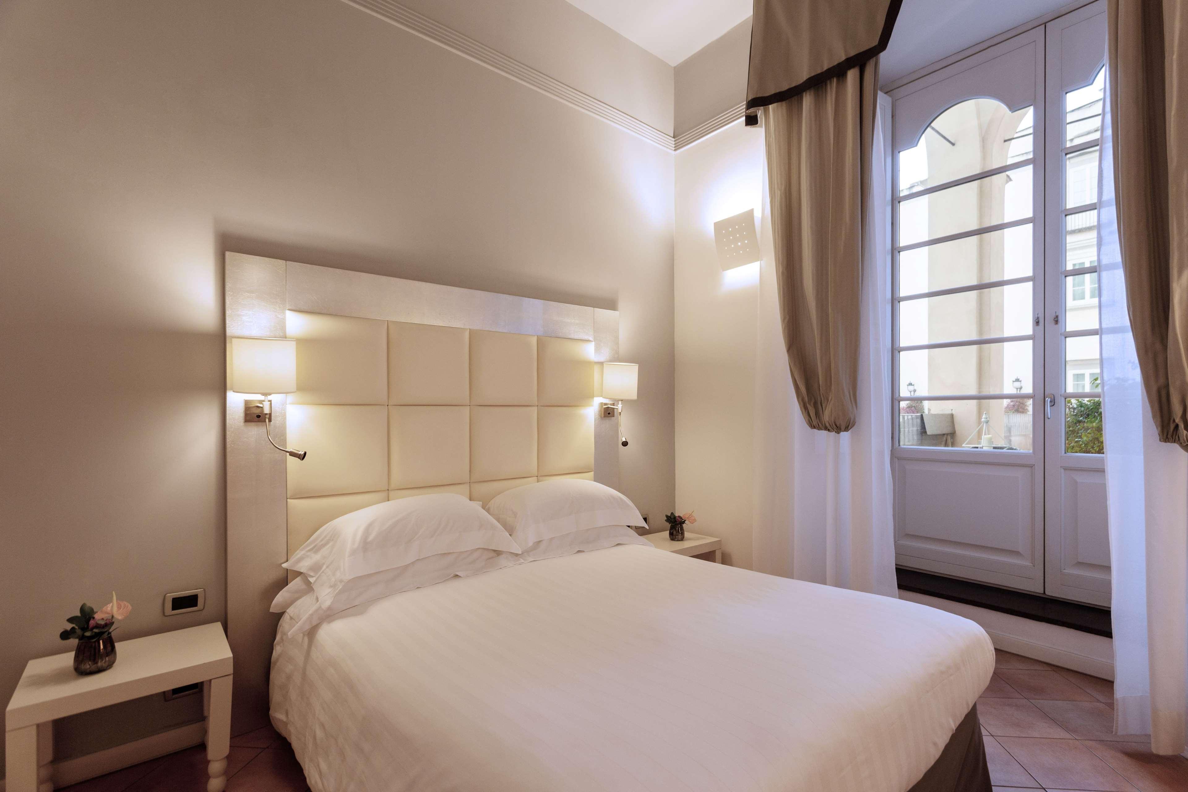 Double Deluxe Queen Bed