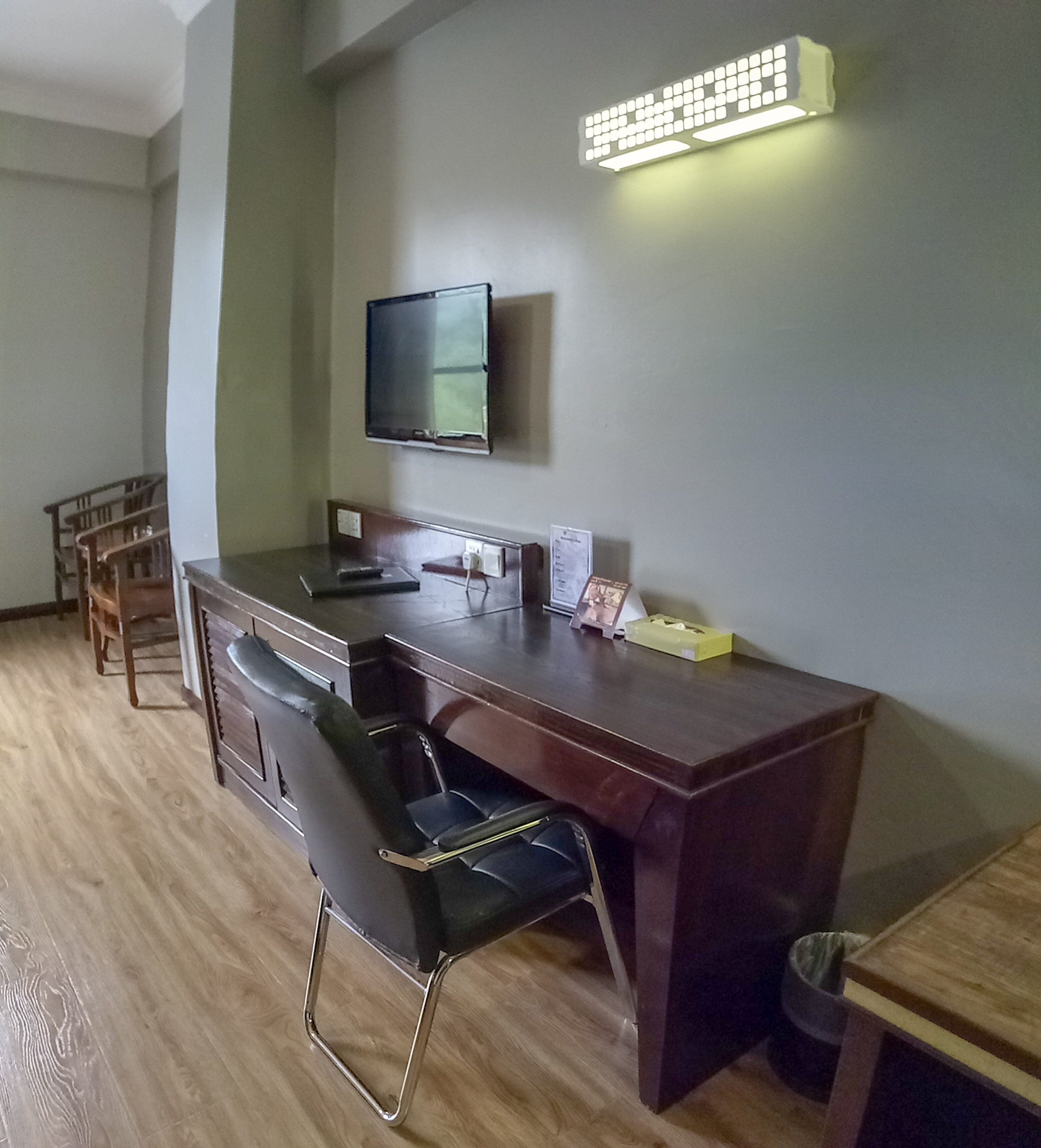 Double or Twin Deluxe