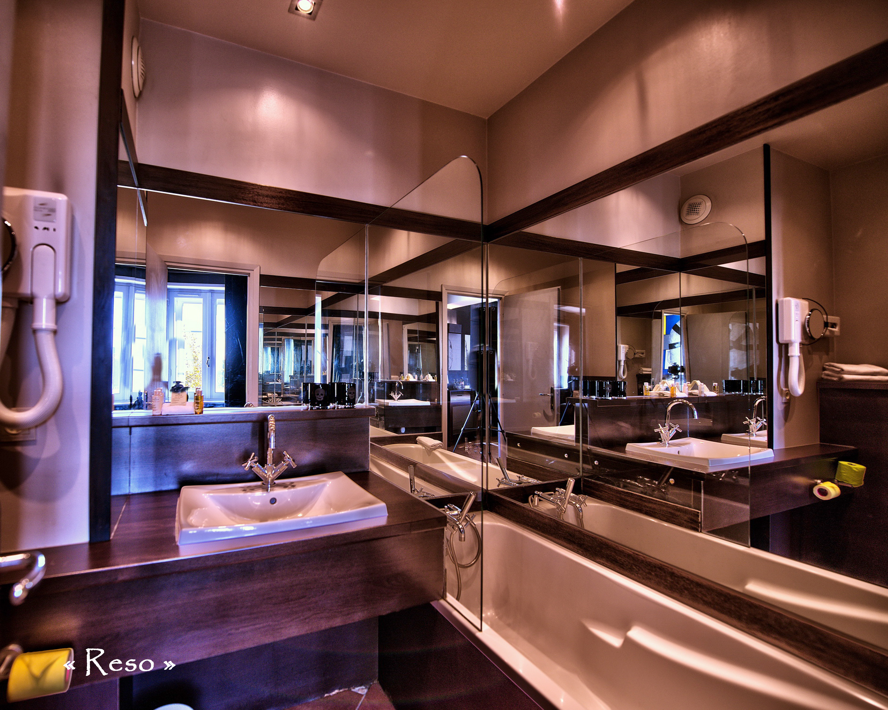 Double or Twin Deluxe