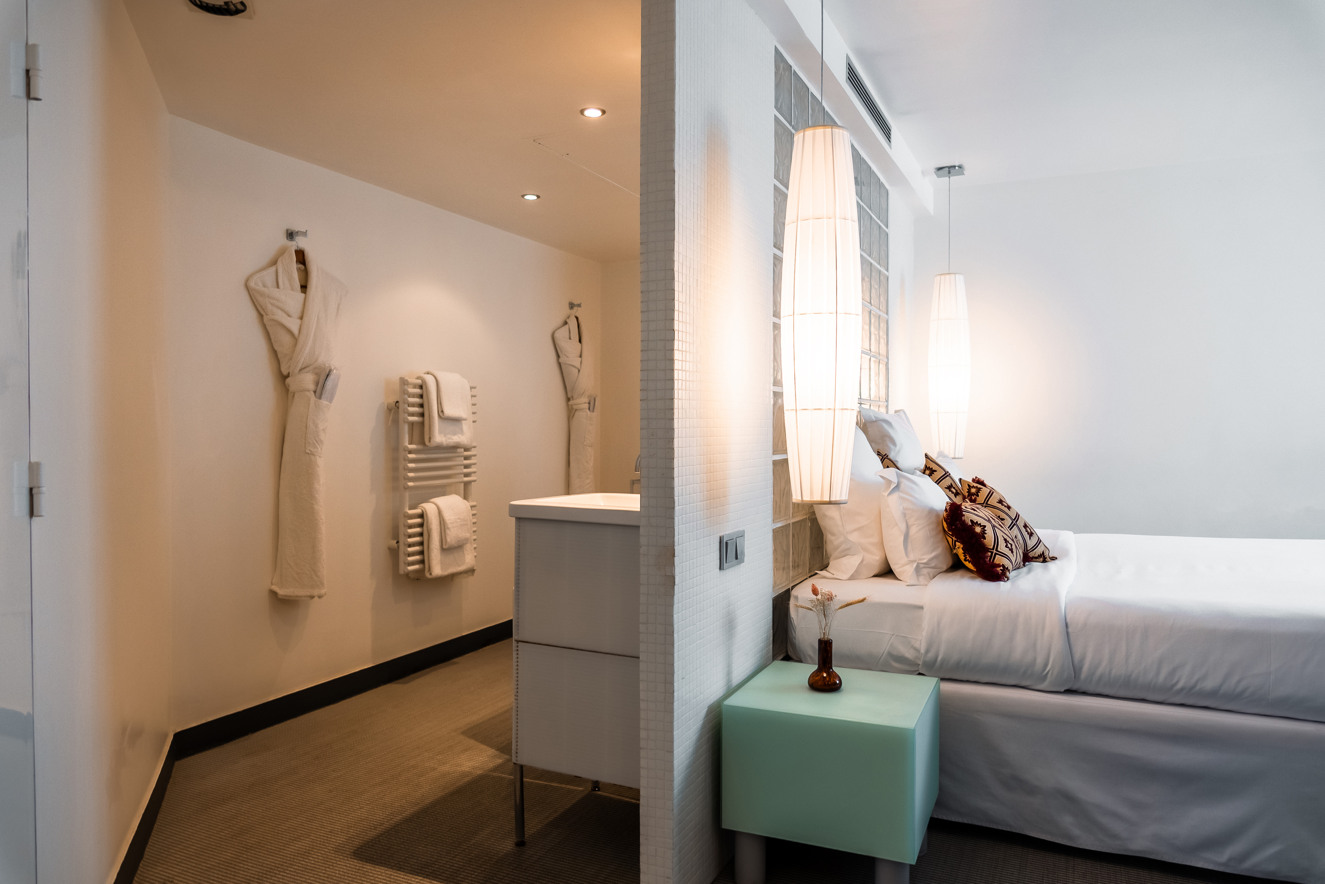 Double or Twin Standard