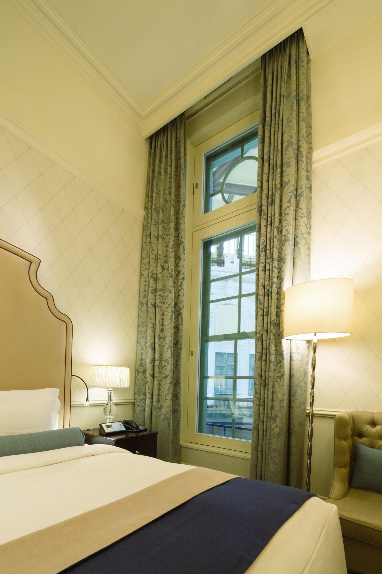 Double King Bed Non Smoking