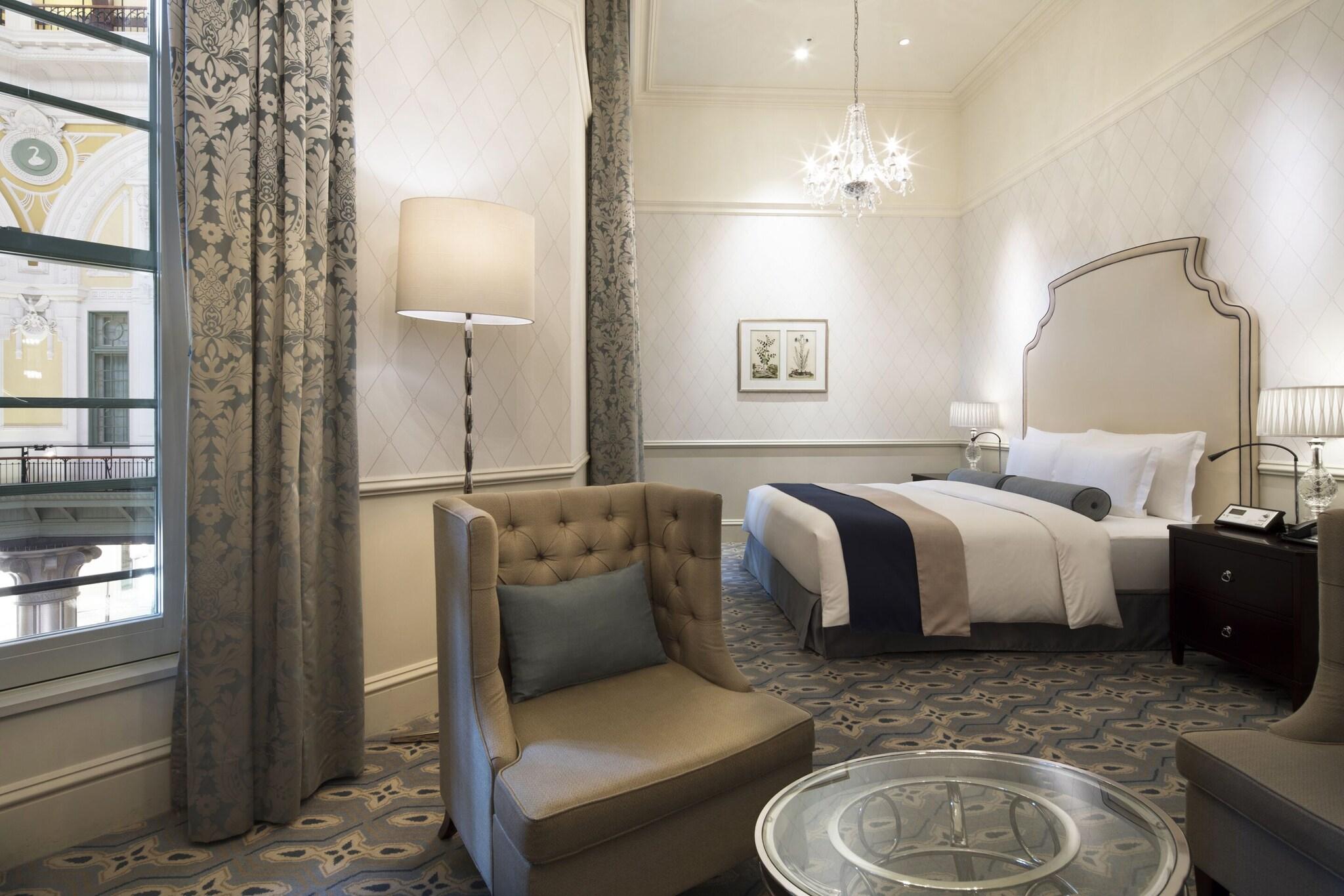 Double Superior King Bed