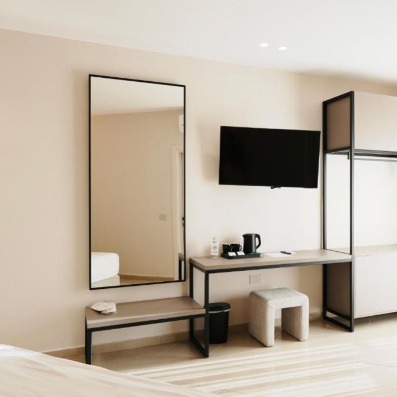 Double Deluxe One Bed