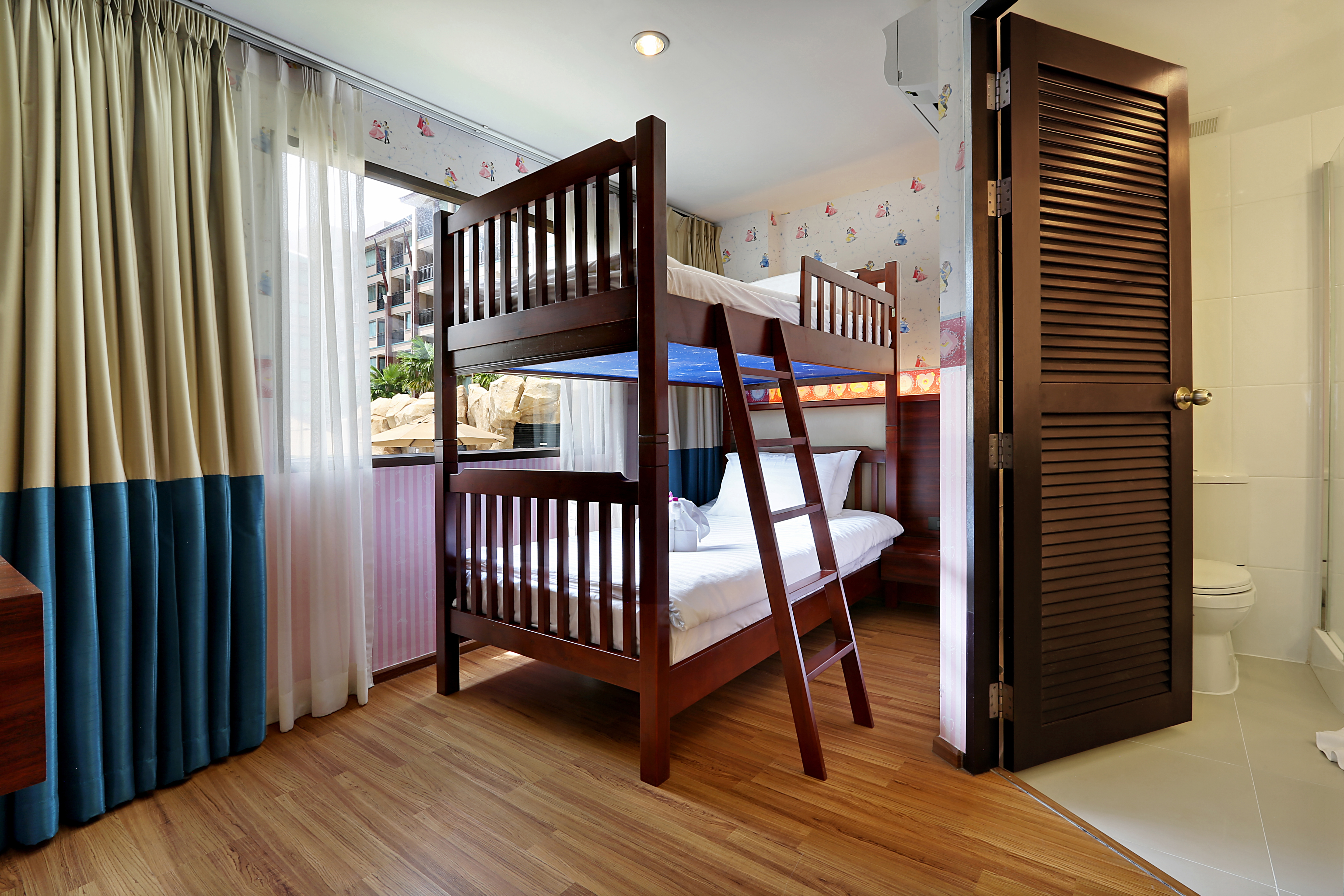 Family Room Standard