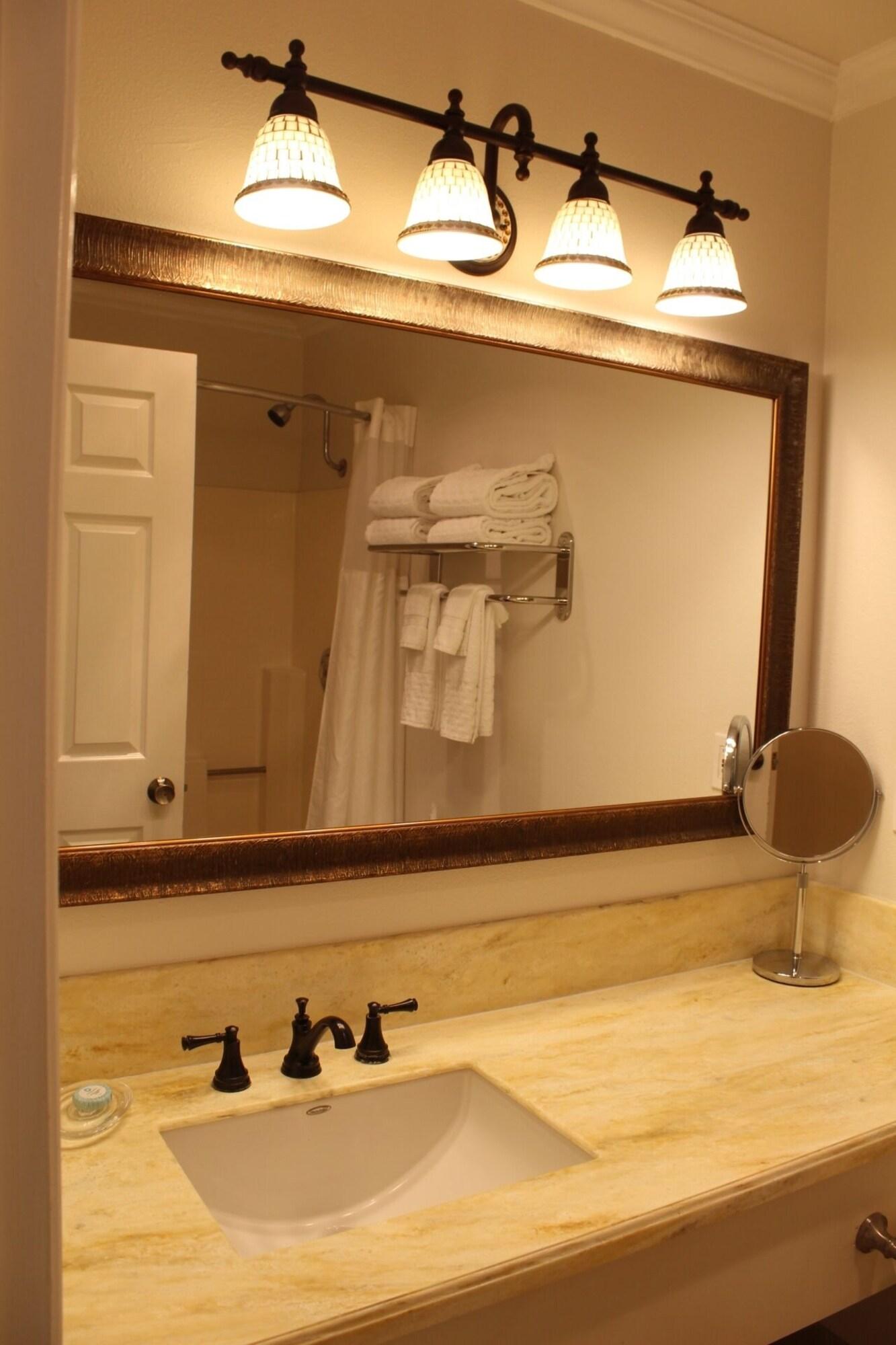 Family Room Two Queen Beds