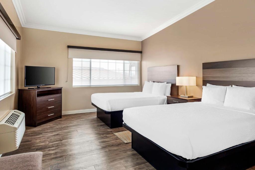 Family Room Two Queen Beds Non Smoking