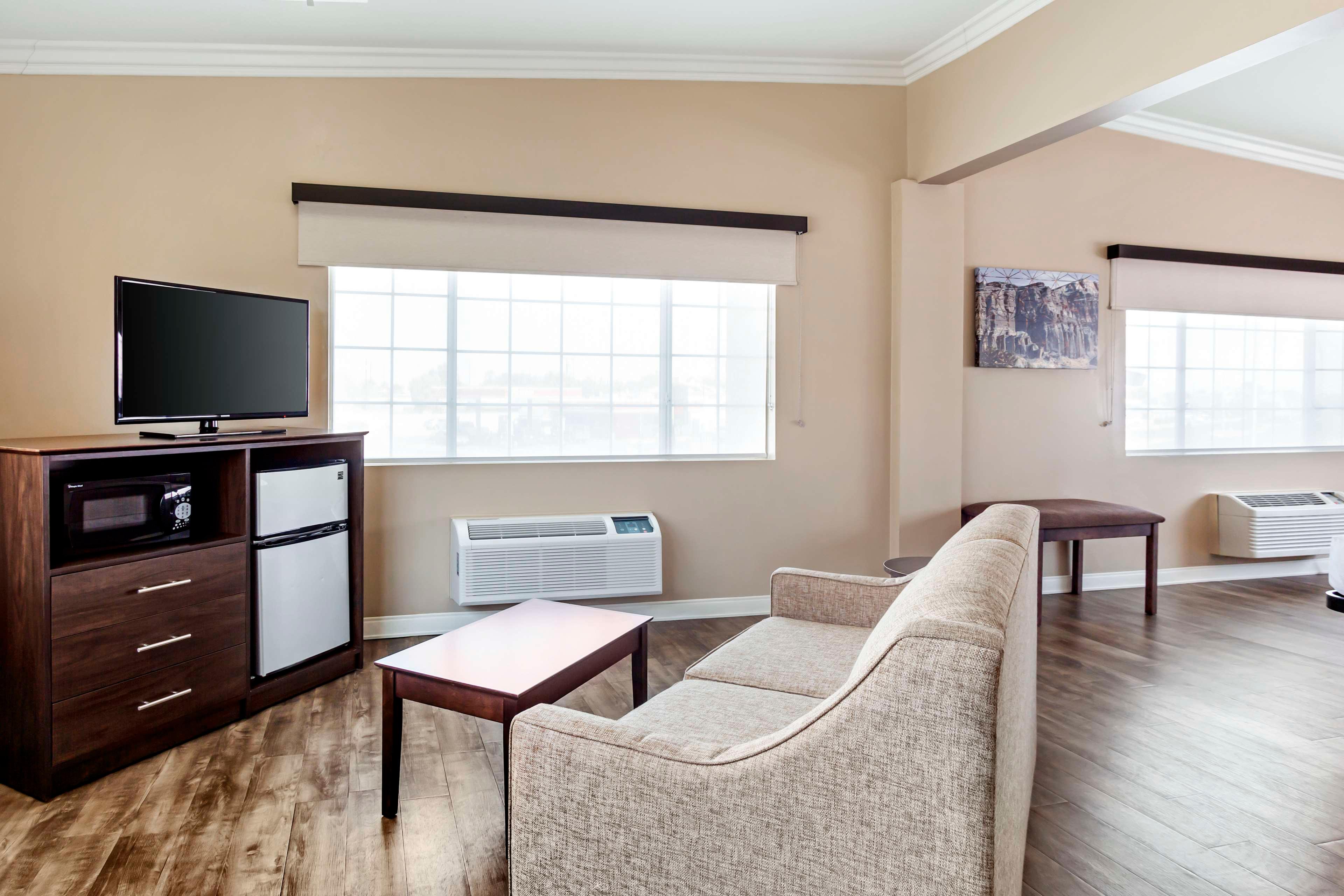 Suite Two Queen Beds